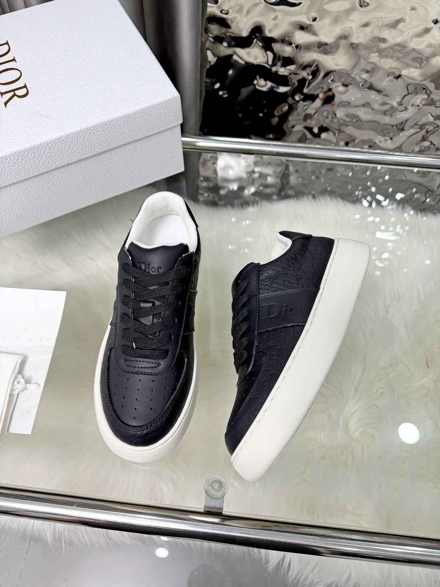 Кроссовки Женские Christian Dior 18366785