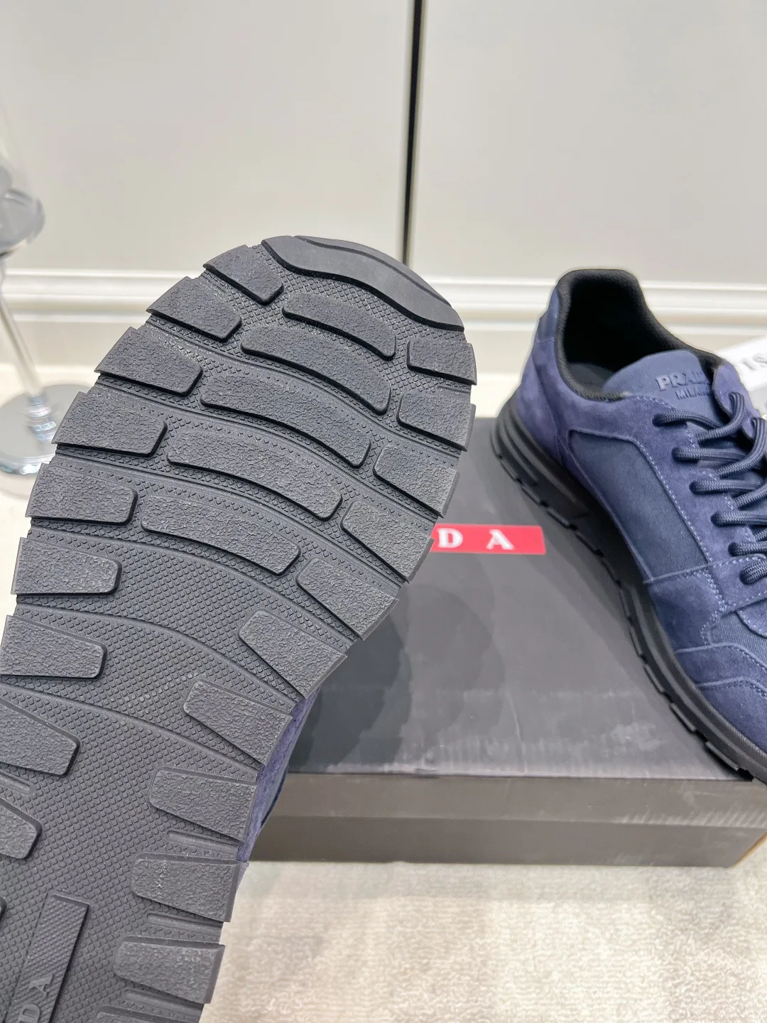 Кроссовки Женские Prada 18744052