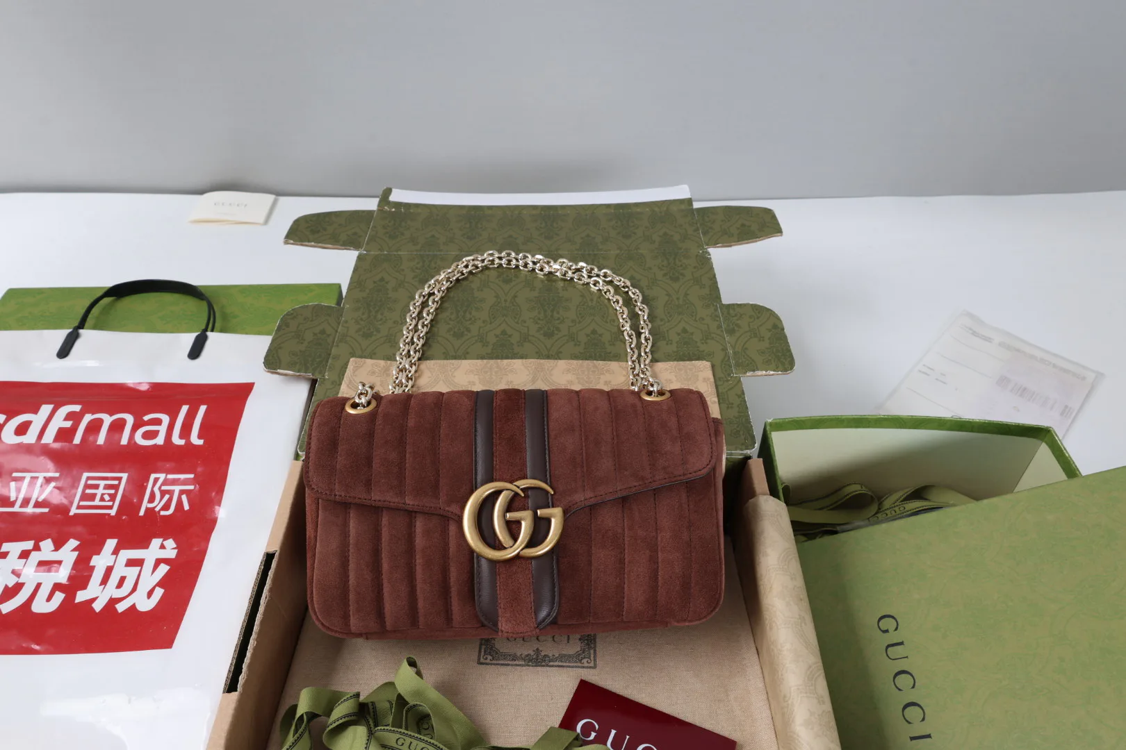 Классические Сумки Женские Gucci 18004293