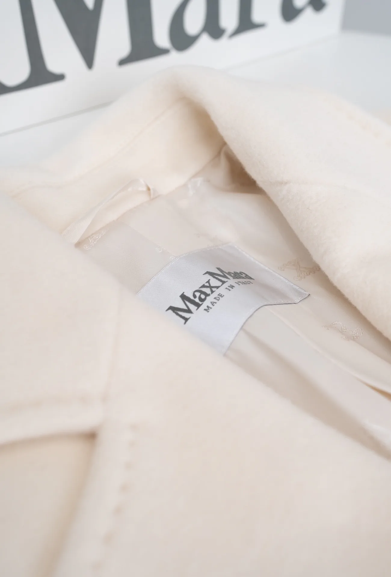 Пальто Женские Max Mara 18510449