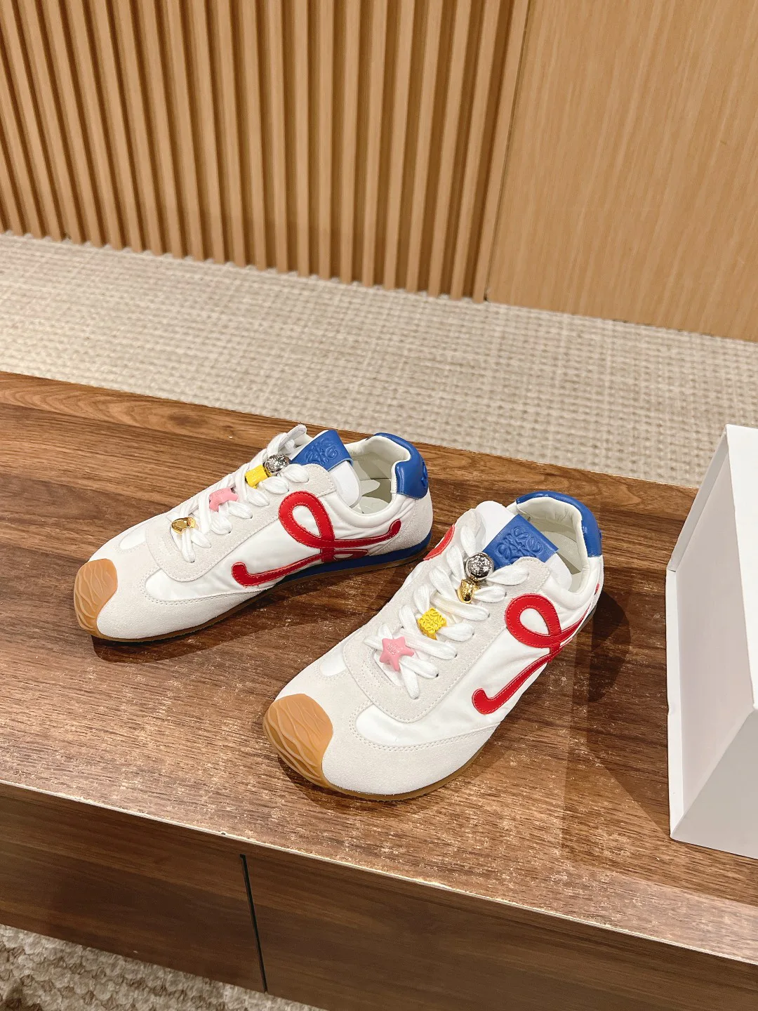 Кроссовки Женские Loewe 10475975