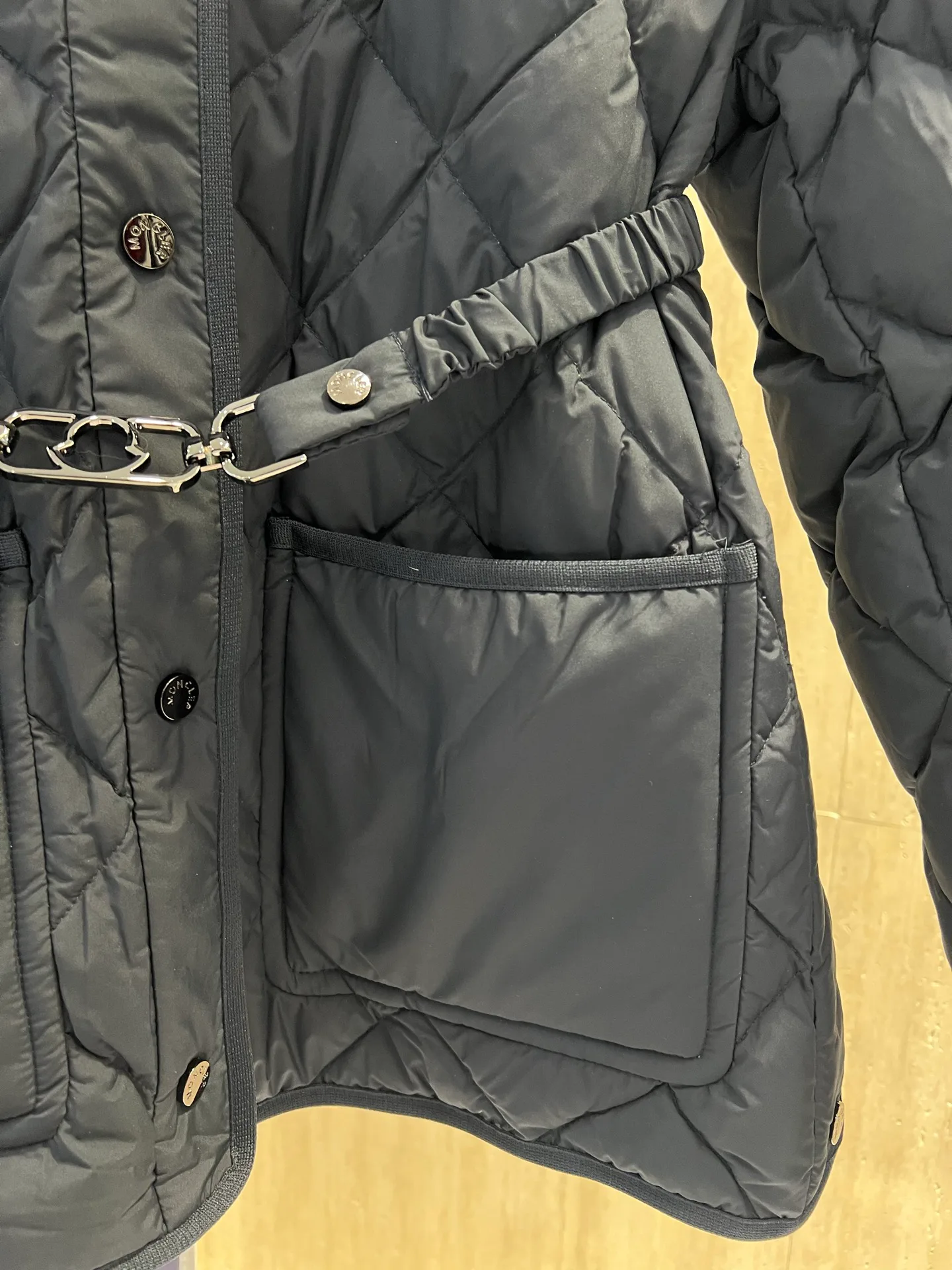 Куртки И Пуховики Мужские Moncler 18231456