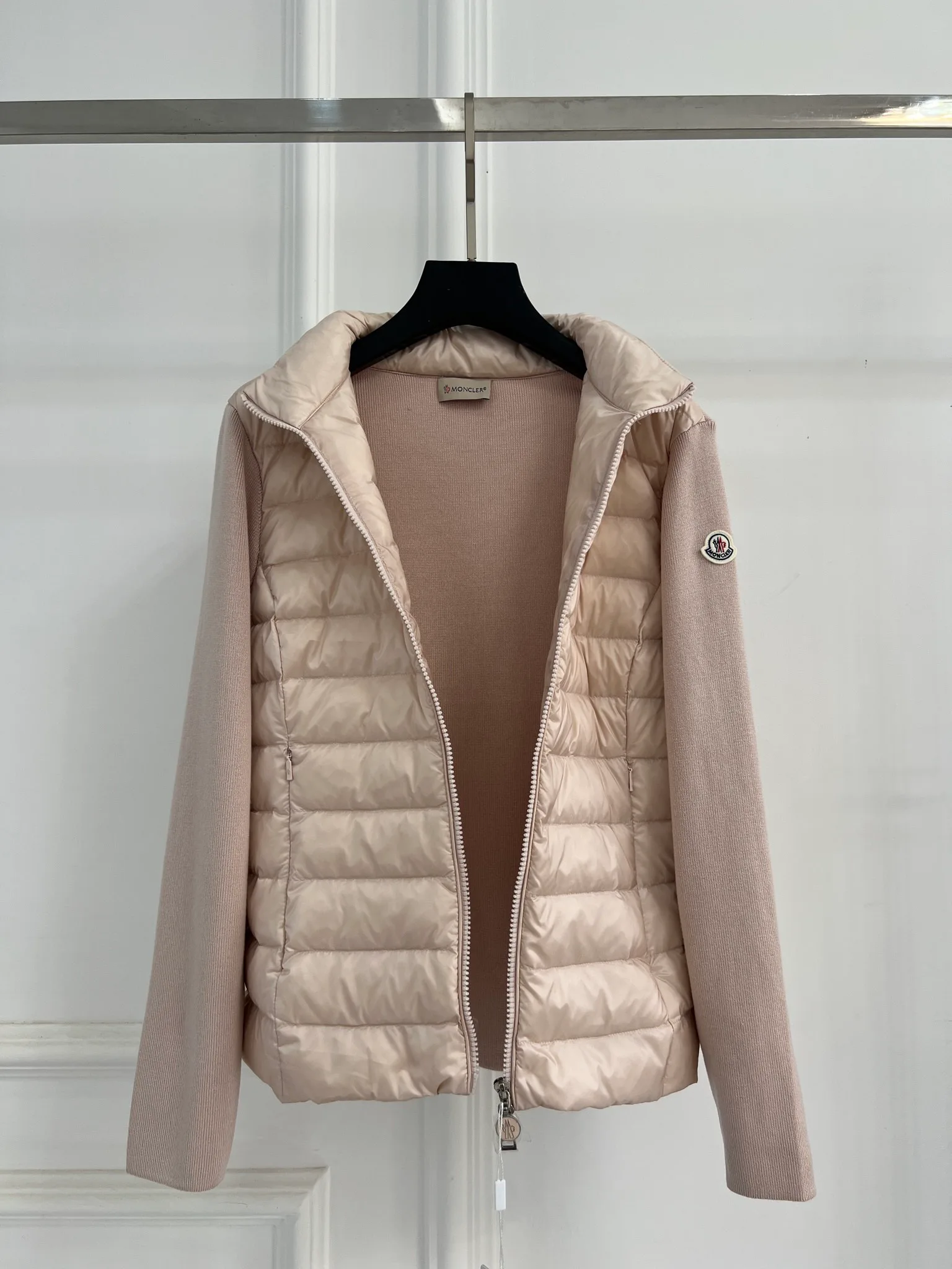 Куртки И Пуховики Женские Moncler 18416265