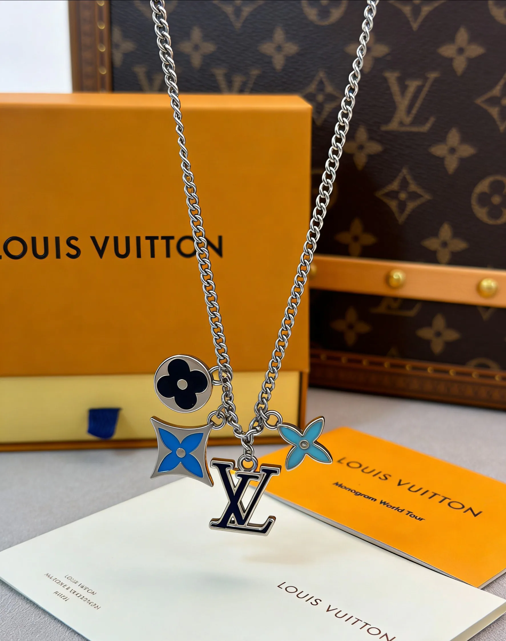 Бижутерия Louis Vuitton 11698063