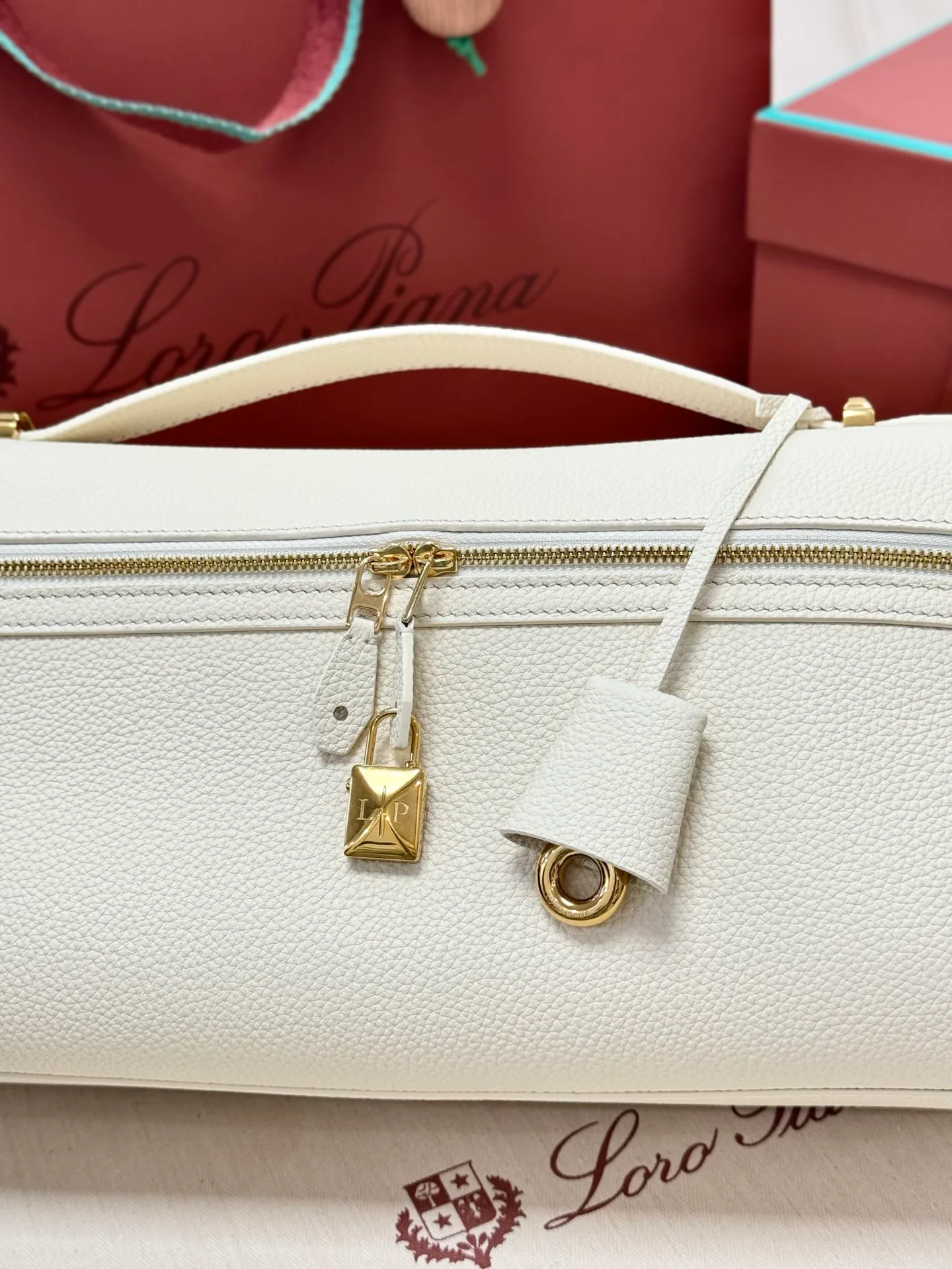 Классические Сумки Женские Loro Piana 11472663