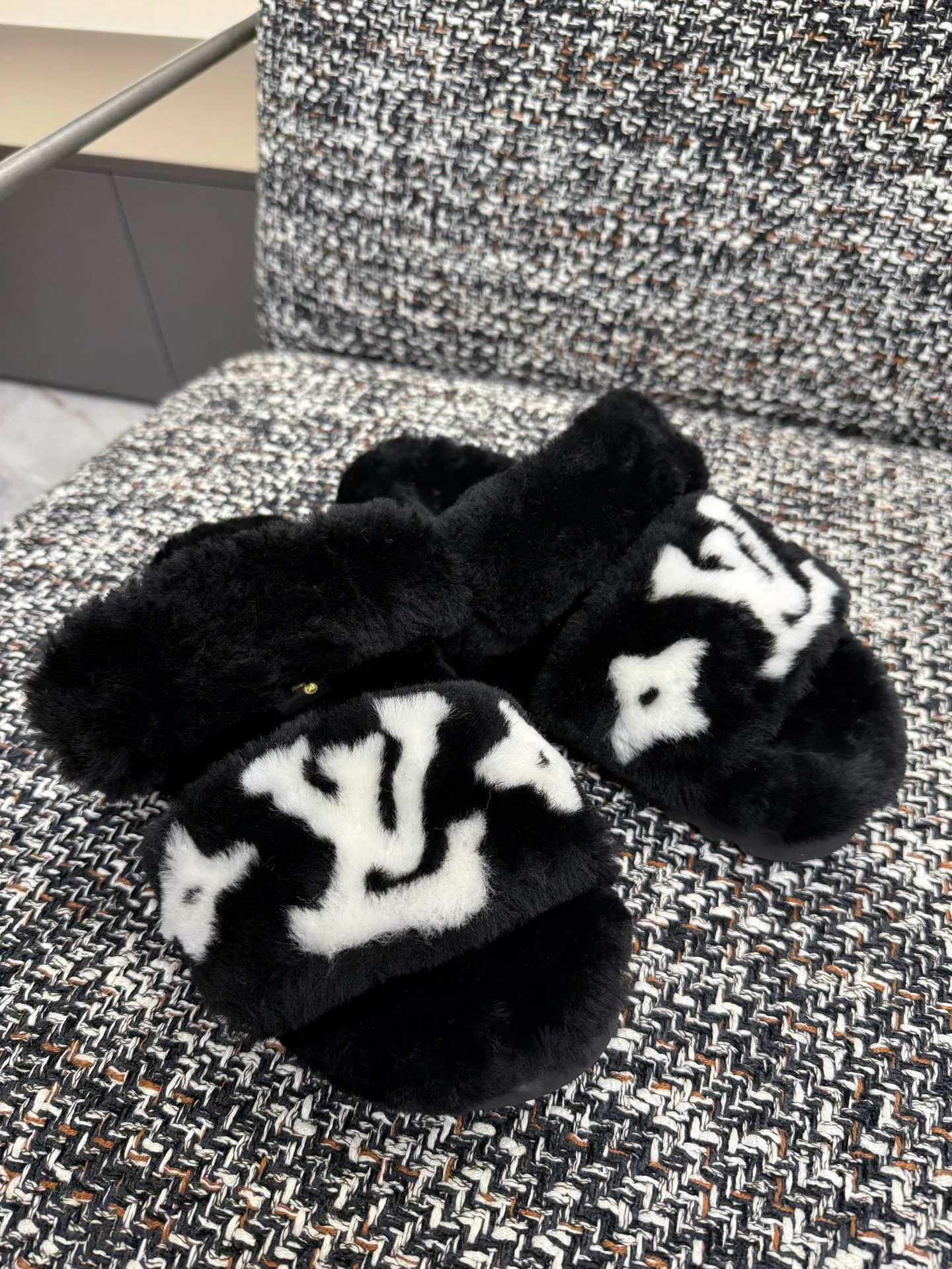 Тапочки Женские Louis Vuitton 669938