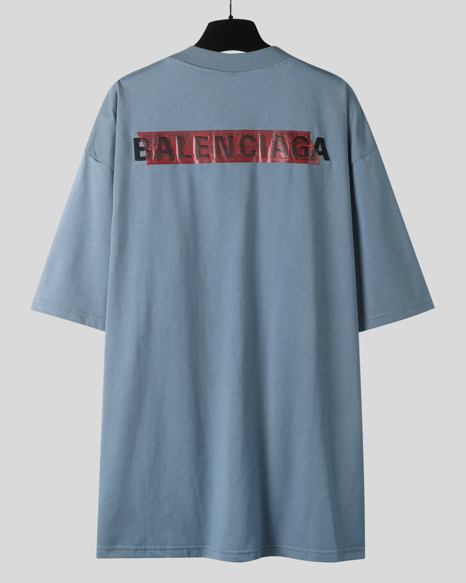 Футболки Женские Balenciaga 18190649