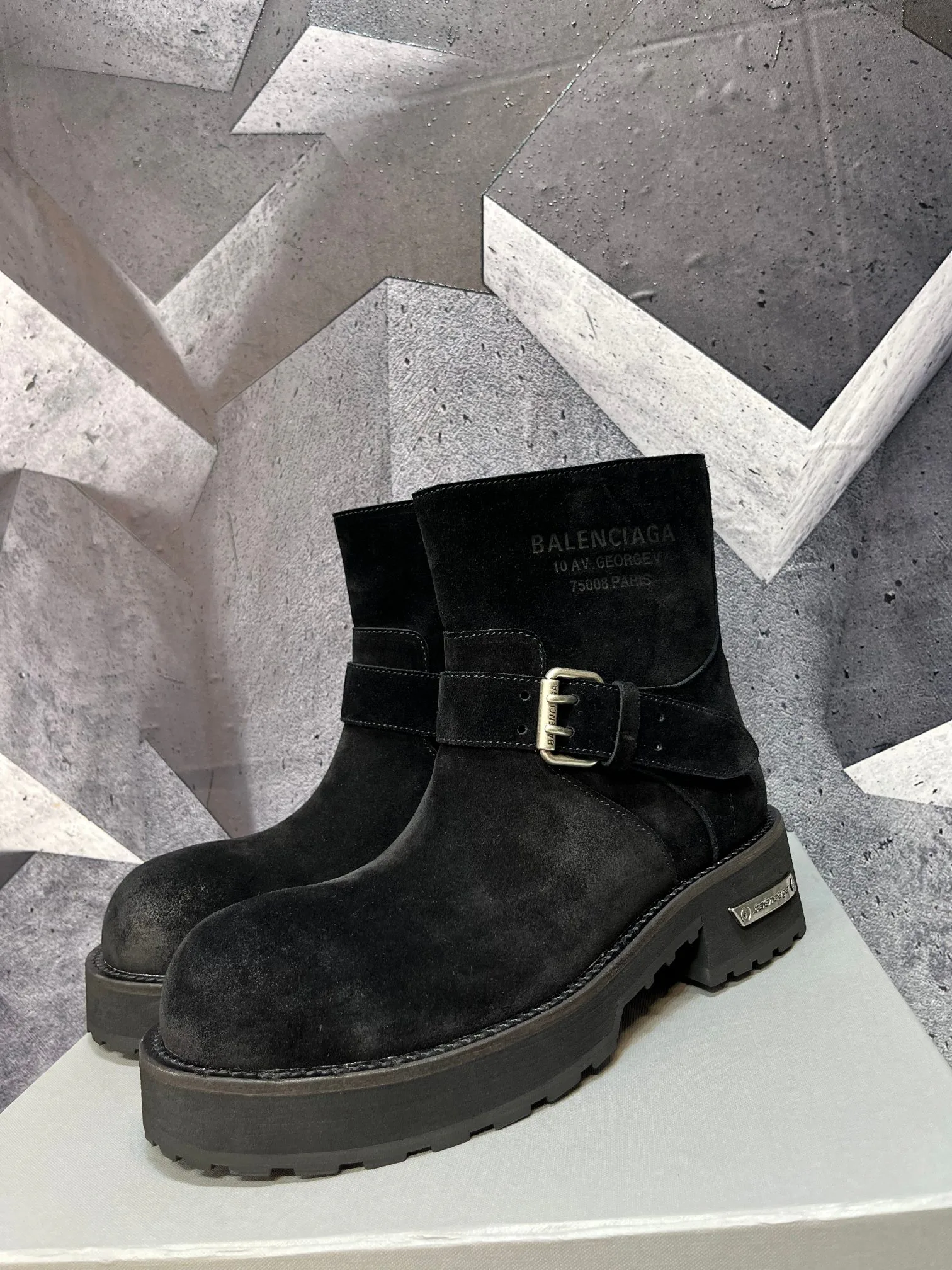 Ботинки Мужские Balenciaga 17962246