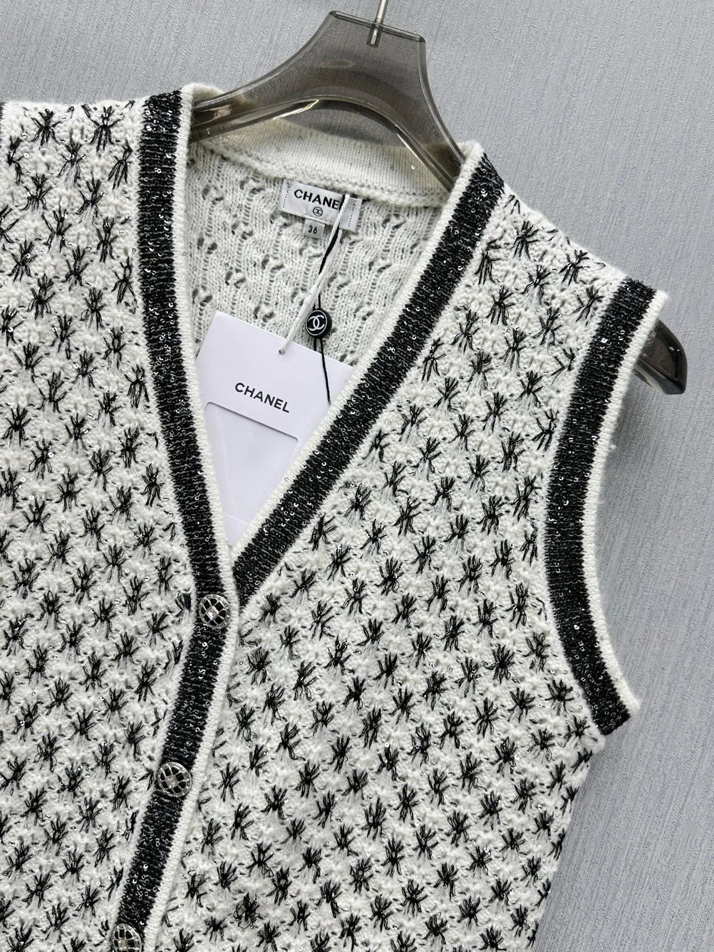 Жилеты Женские Chanel 12666037