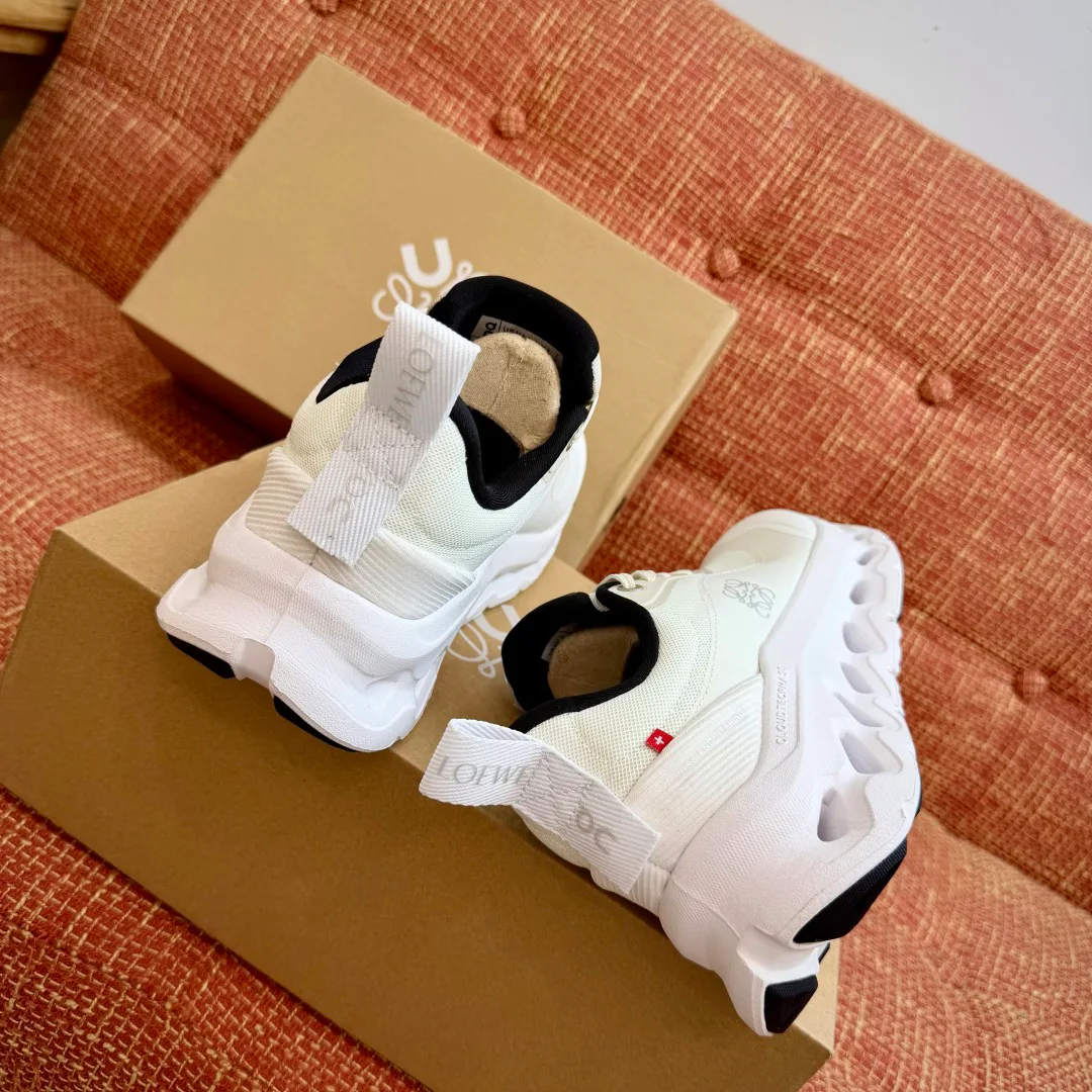 Кроссовки Женские Loewe 10469353