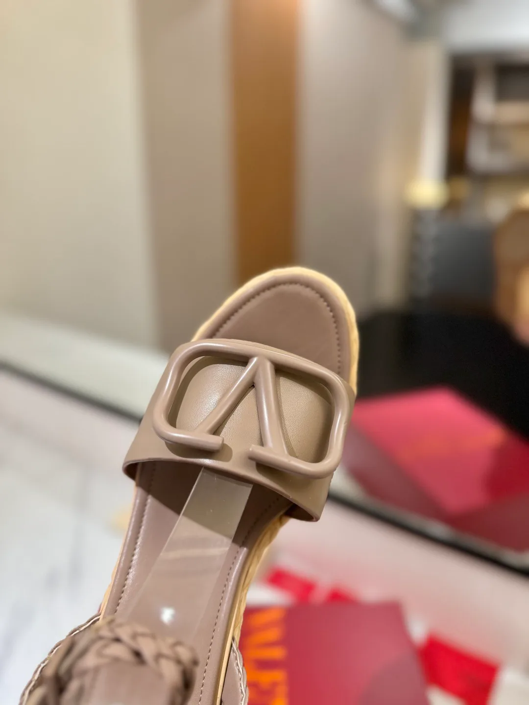 Босоножки Женские Valentino 17946614