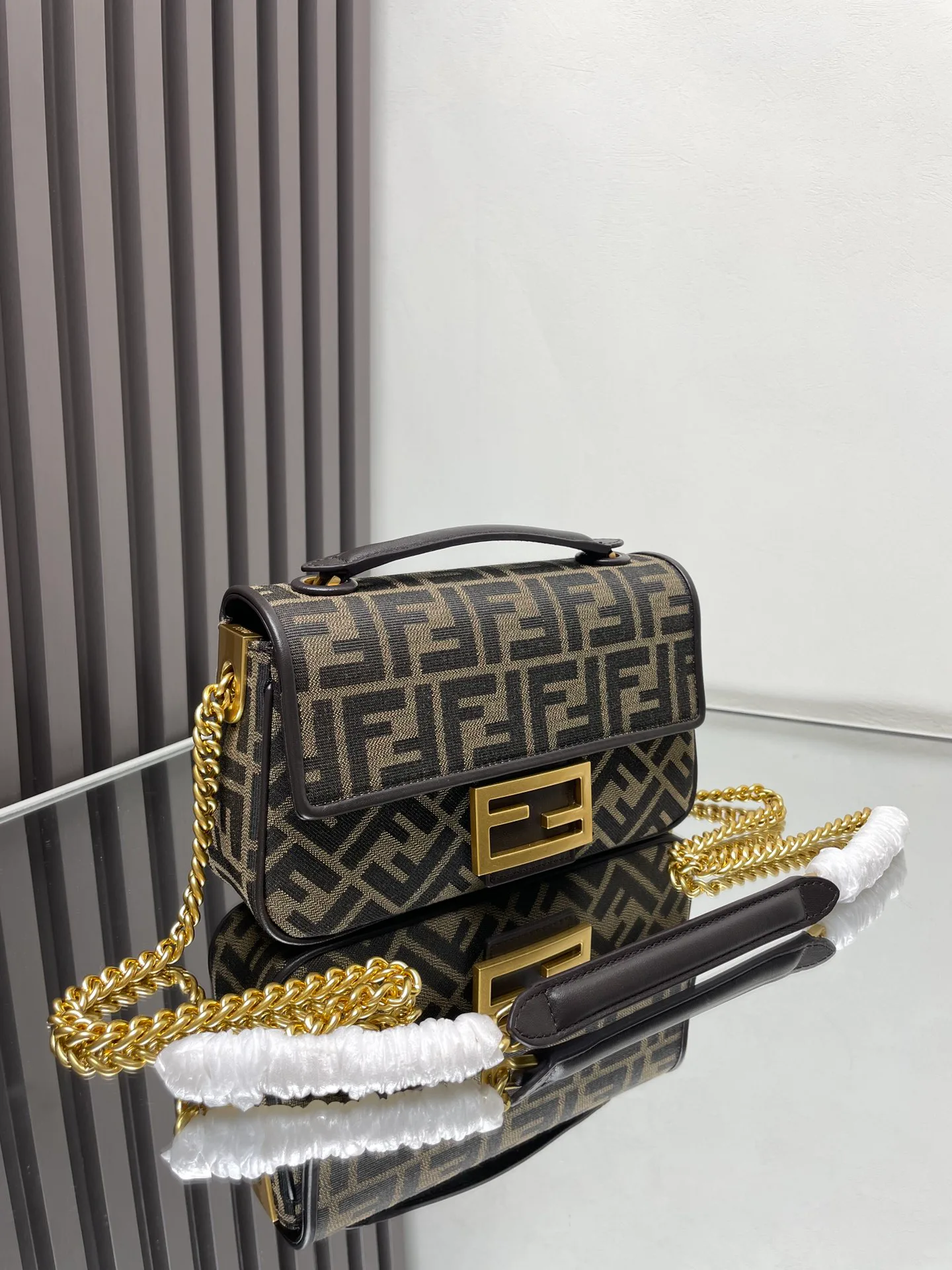Классические Сумки Женские Fendi 13546251