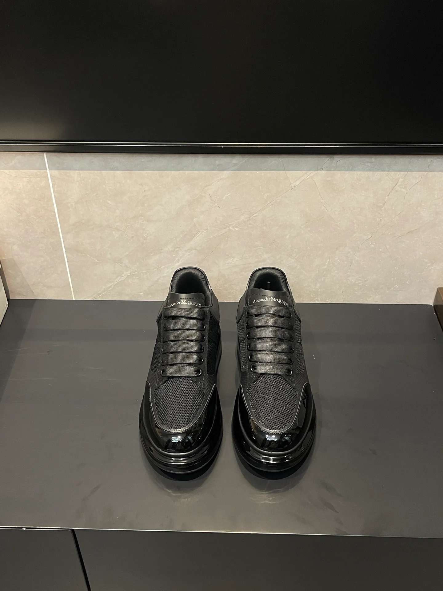 Кроссовки Женские Alexander Mcqueen 18363957