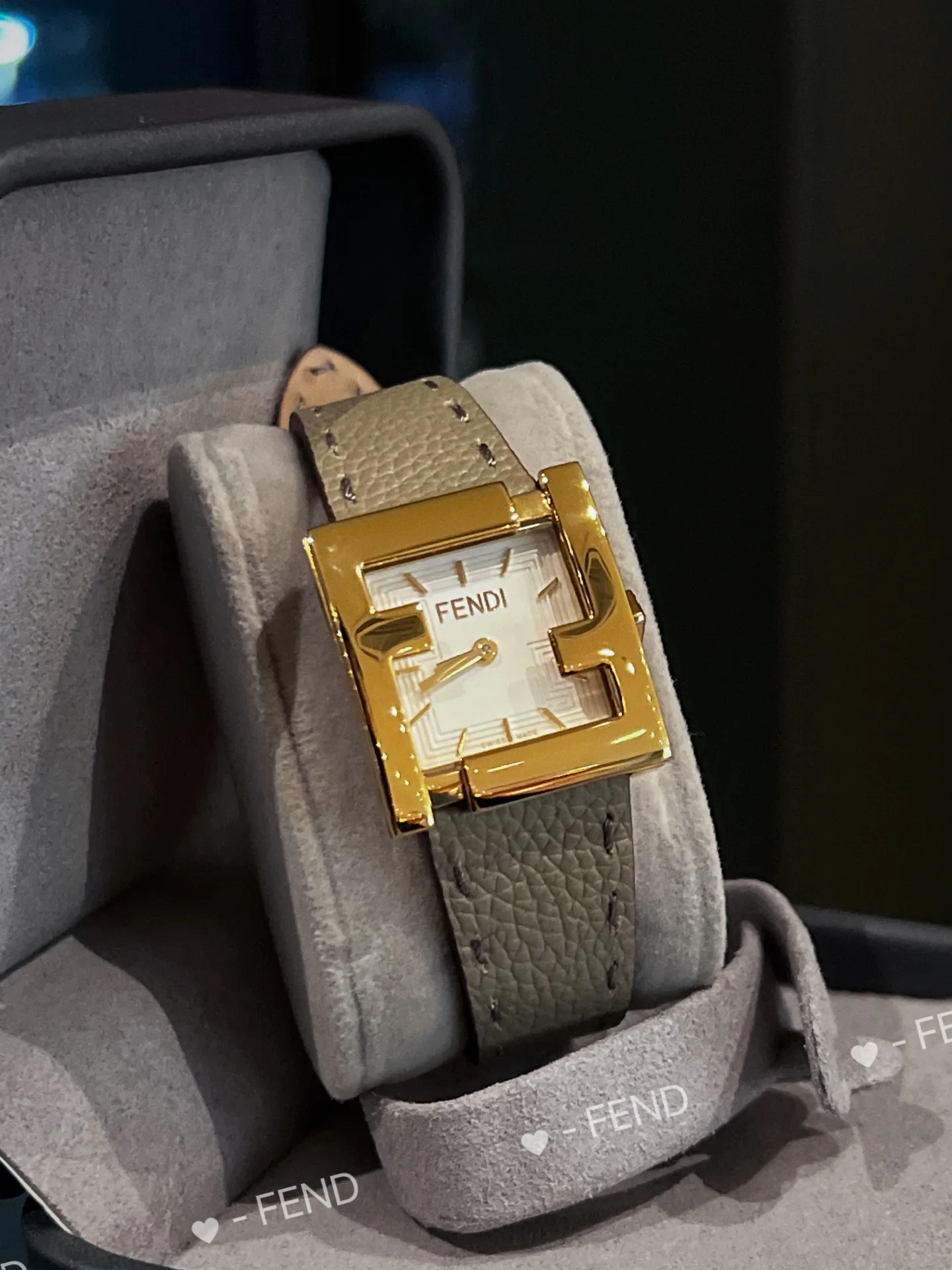 Часы Женские Fendi 1034163