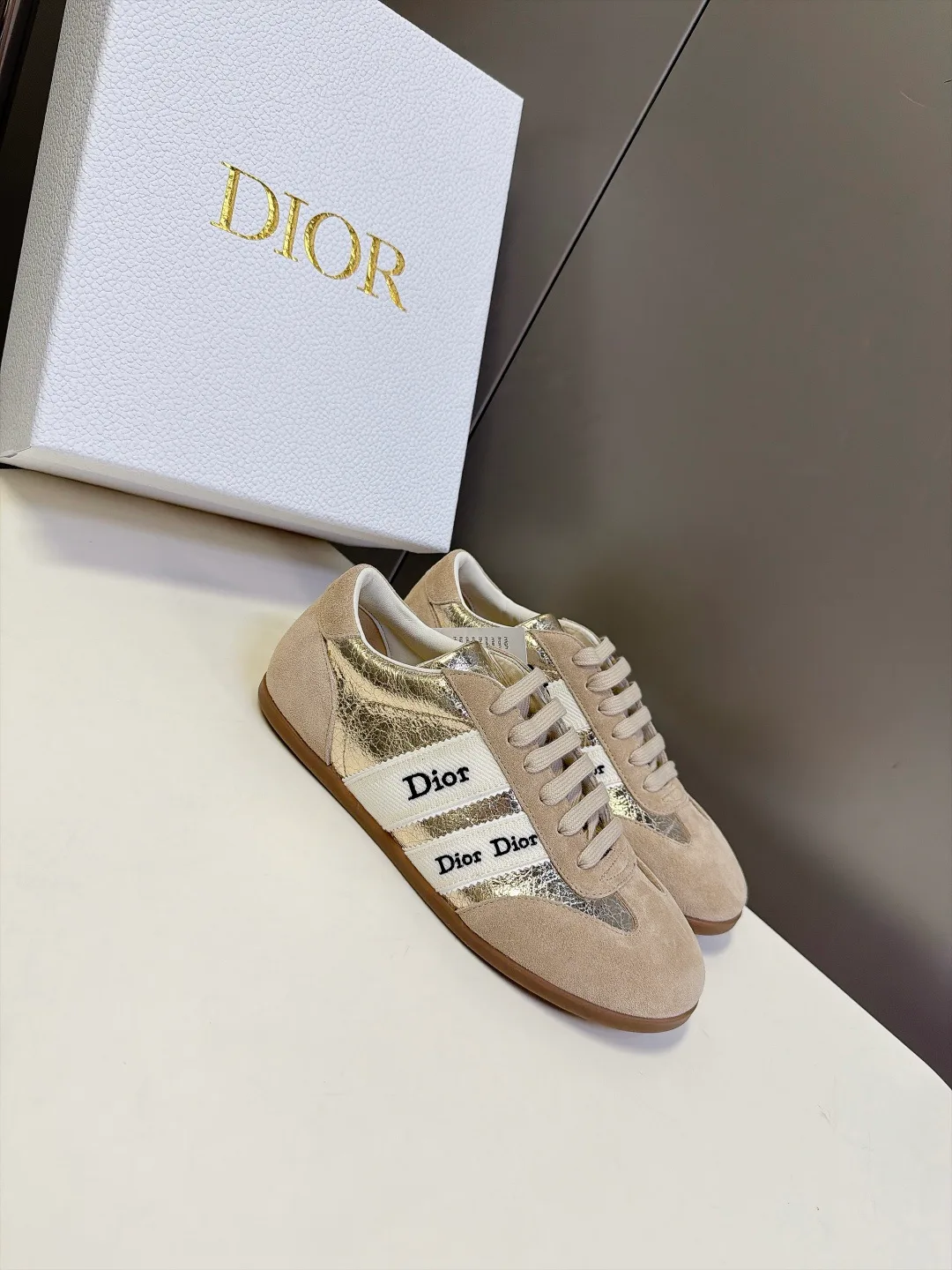 Кроссовки Женские Christian Dior 18006137