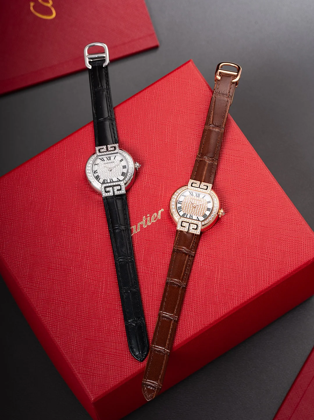 Часы Женские Cartier 18504504