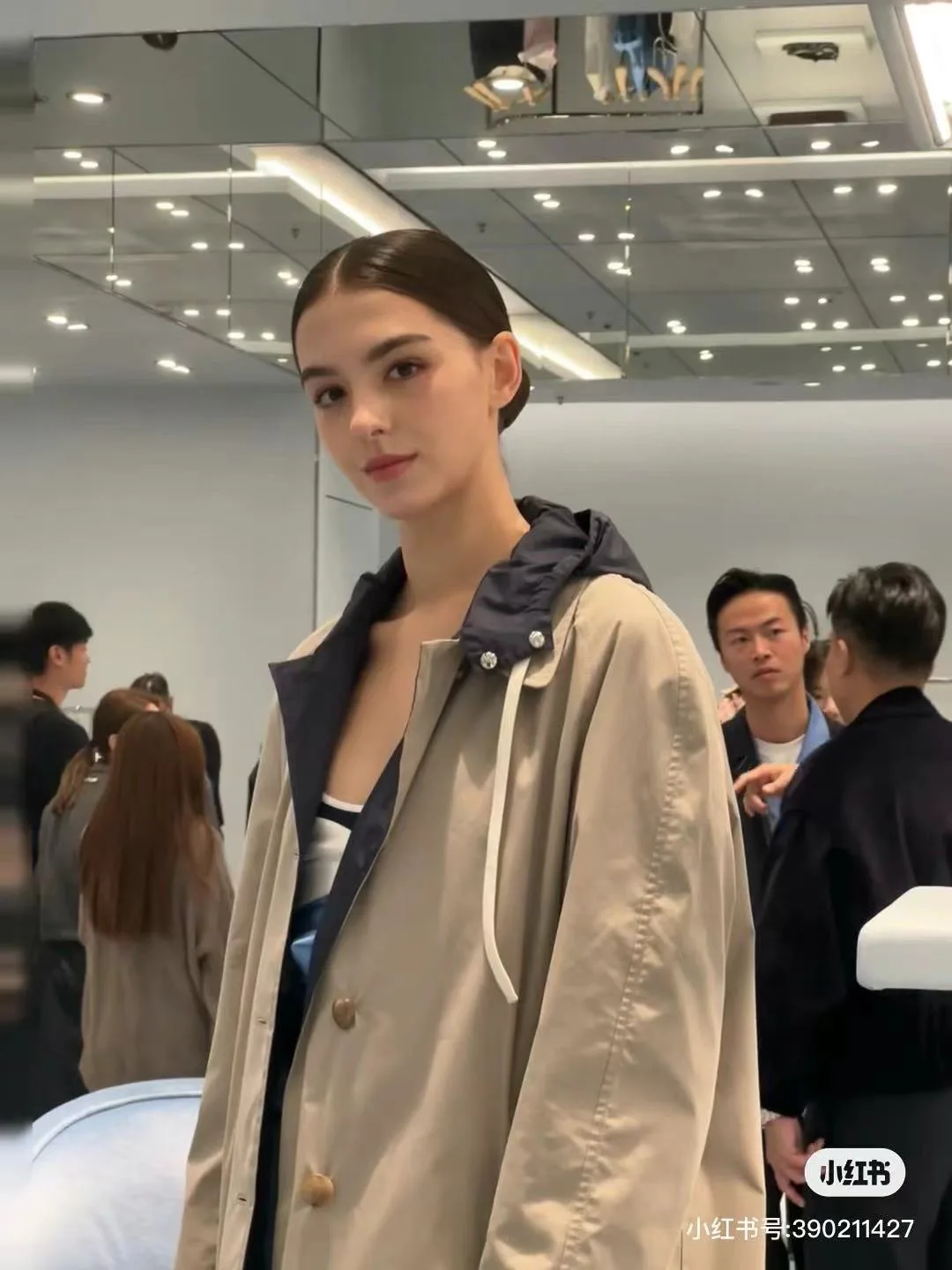 Тренчи Мужские Miu Miu 101556