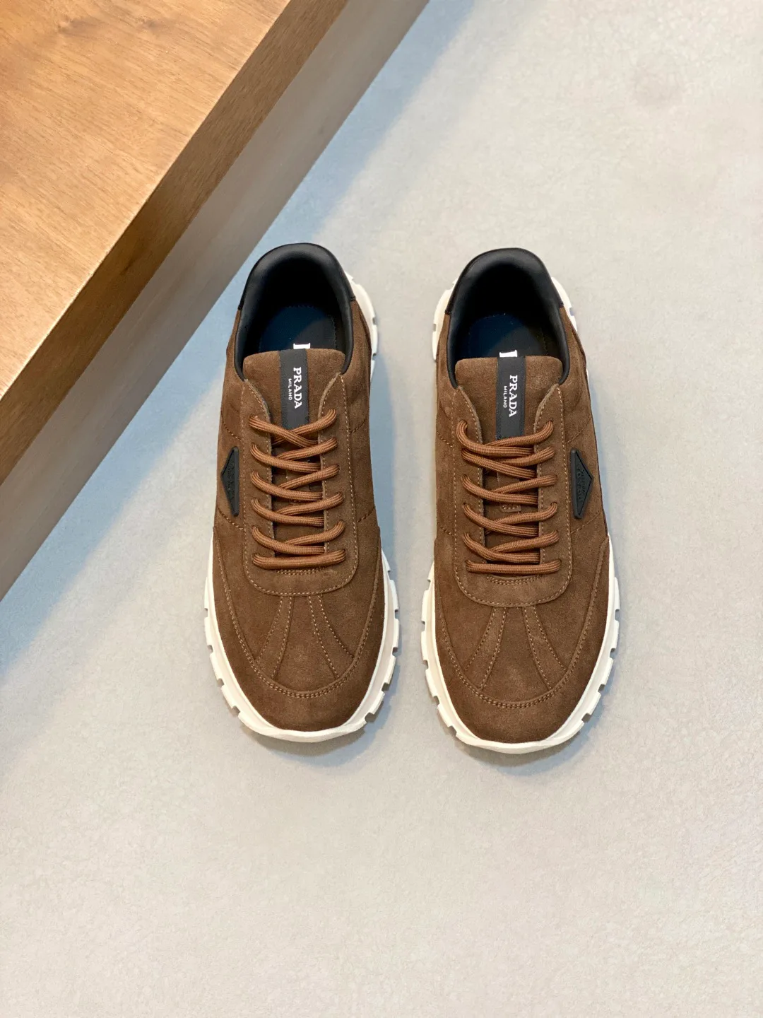 Кроссовки Мужские Prada 18274629