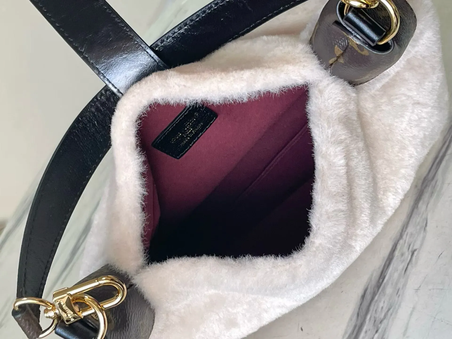 Клатчи Женские Louis Vuitton 2995955