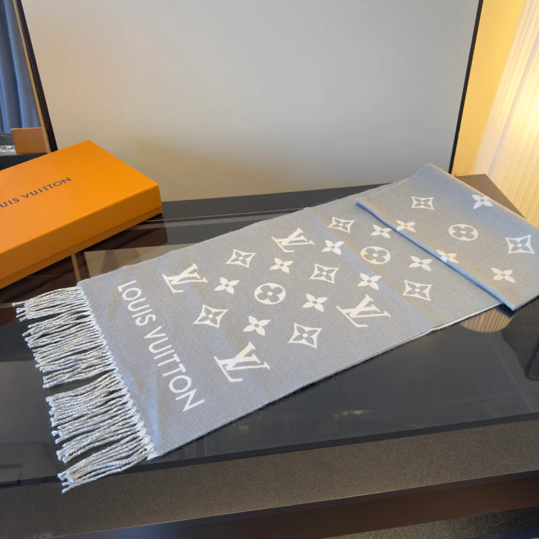 Шарфы Louis Vuitton 1242356