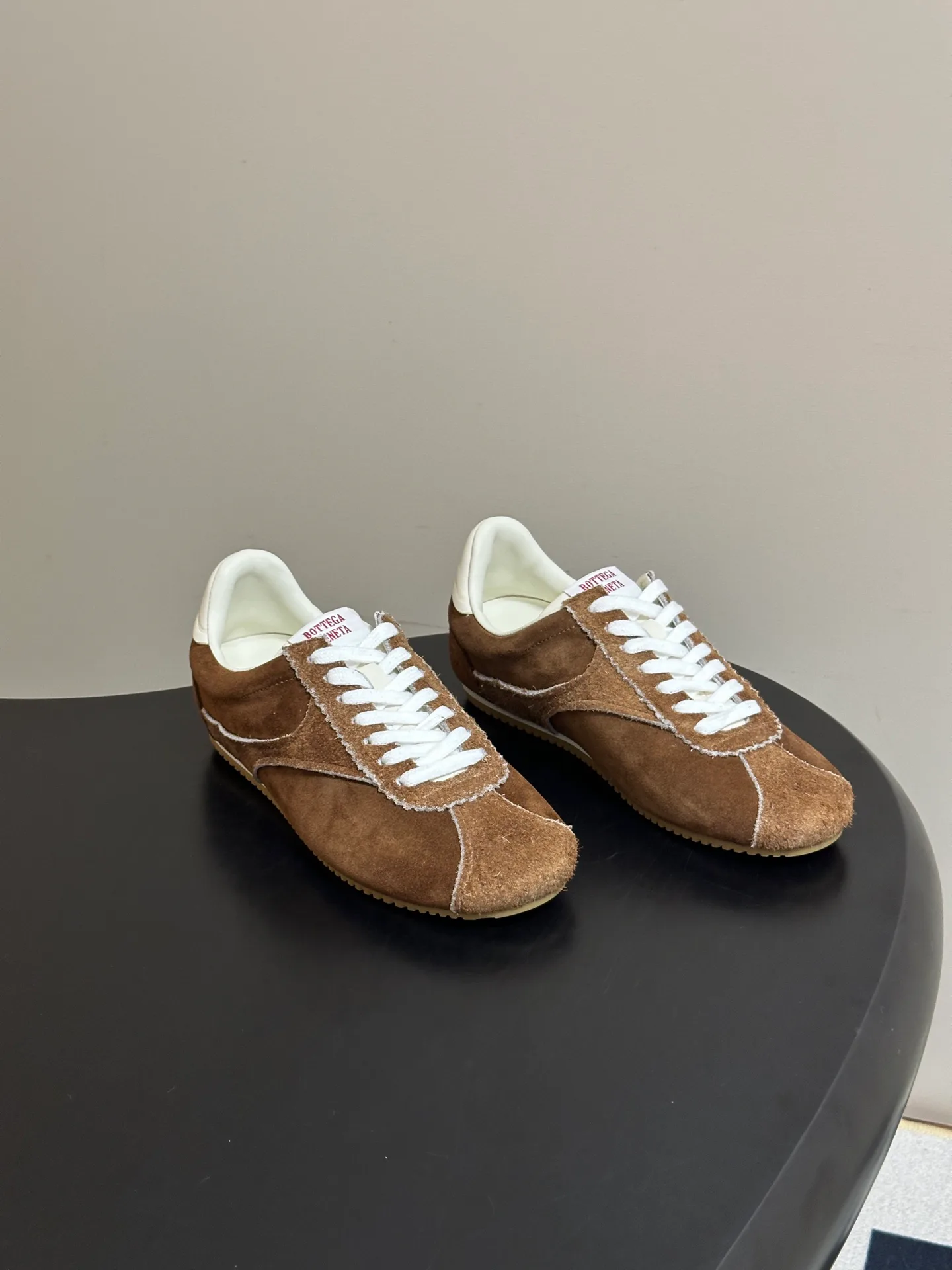 Кроссовки Женские Bottega Veneta 18070056