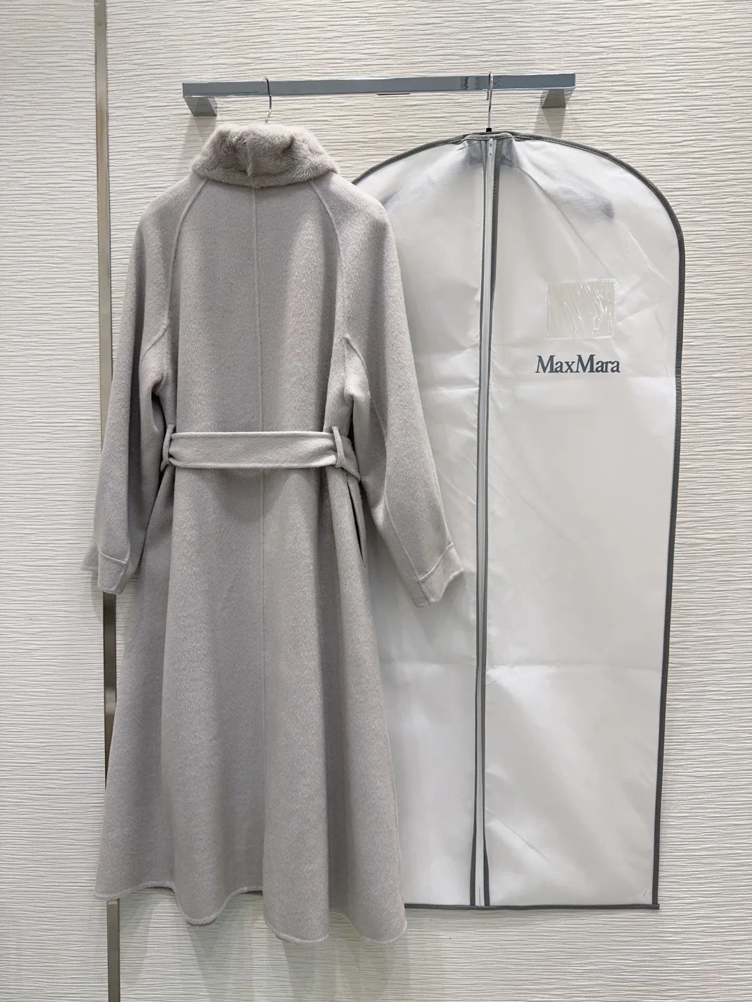 Пальто Женские Max Mara 18172474