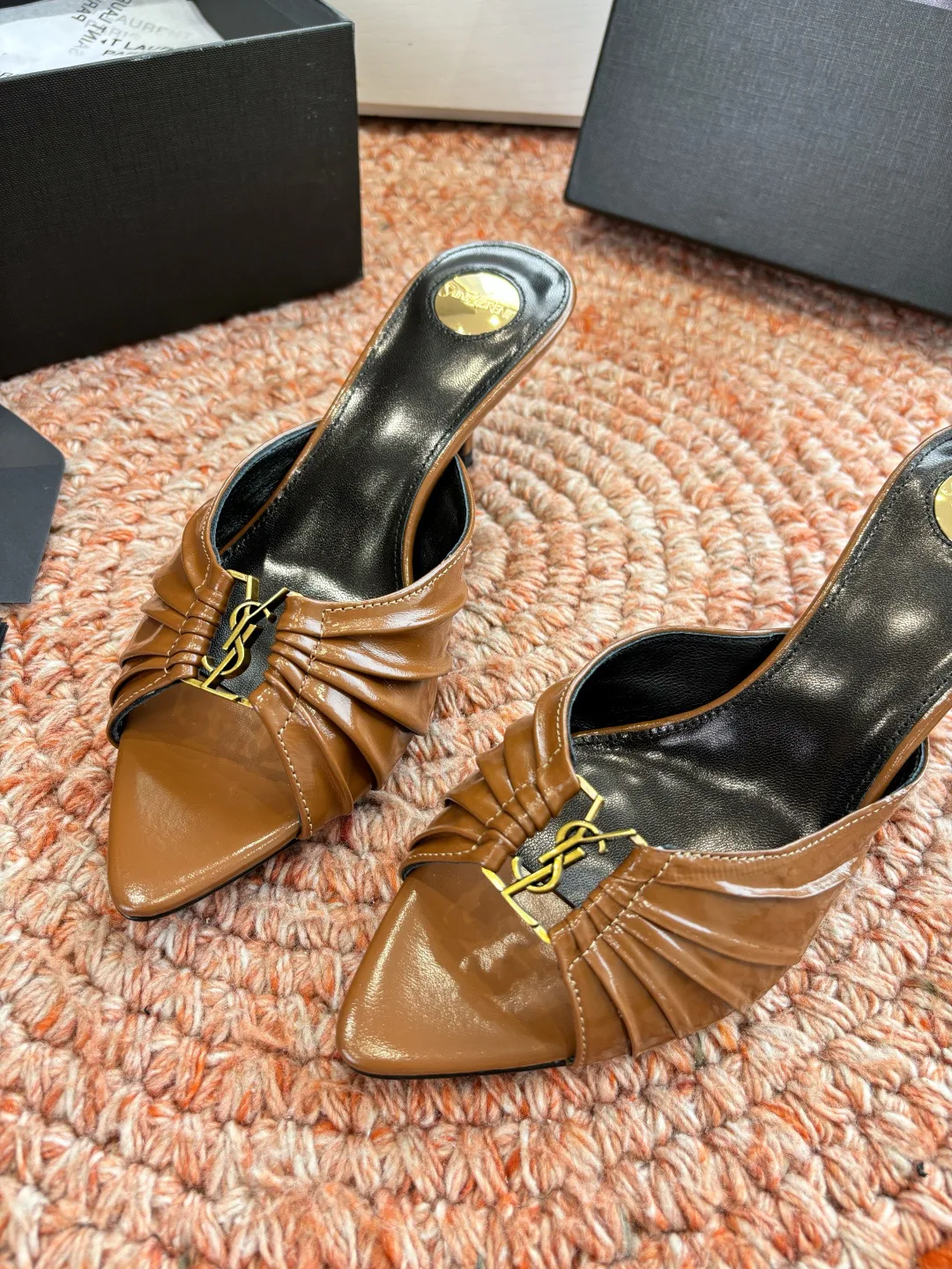 Босоножки Женские Saint Laurent 11668509