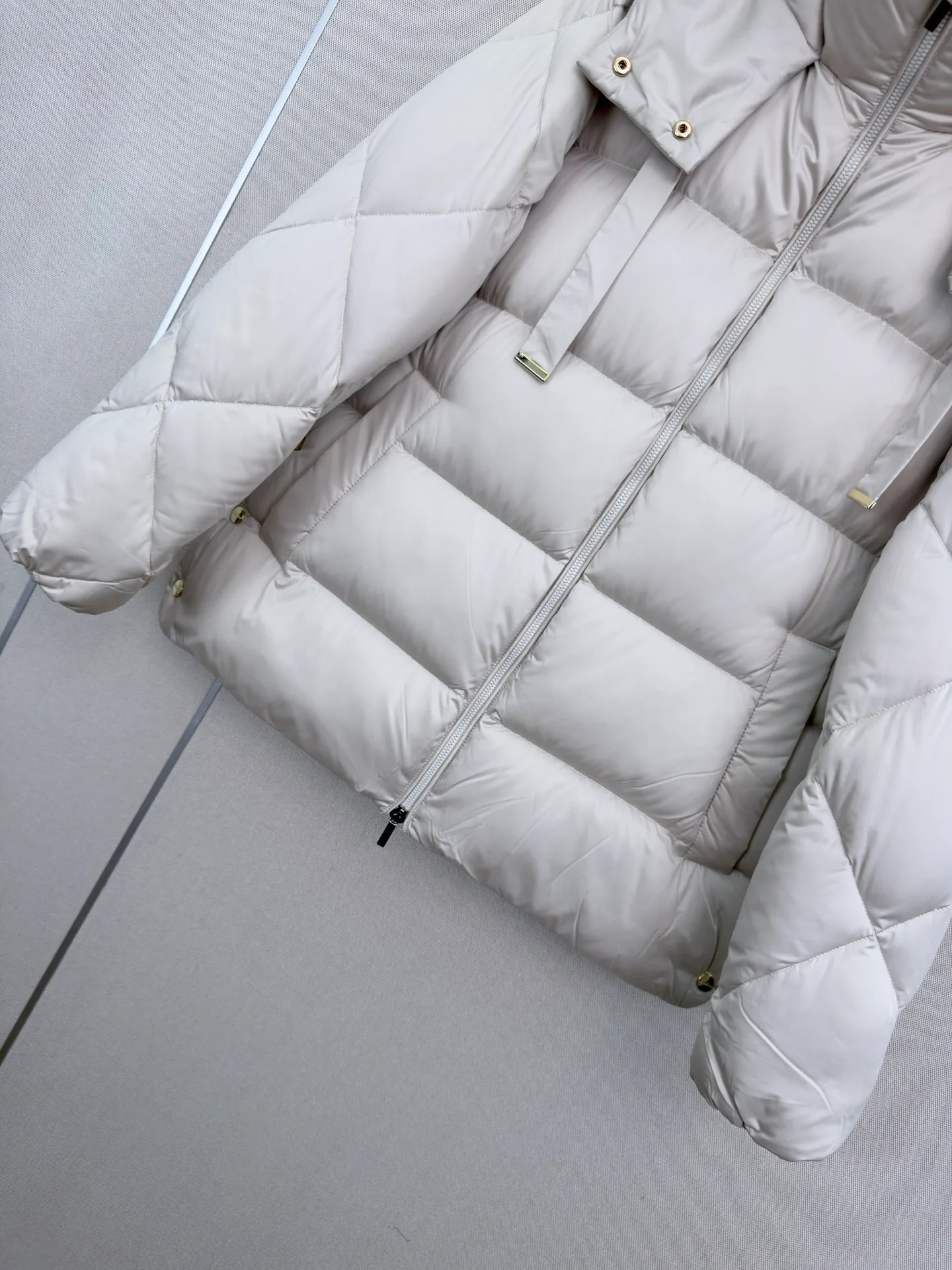 Куртки И Пуховики Женские Max Mara 18056529