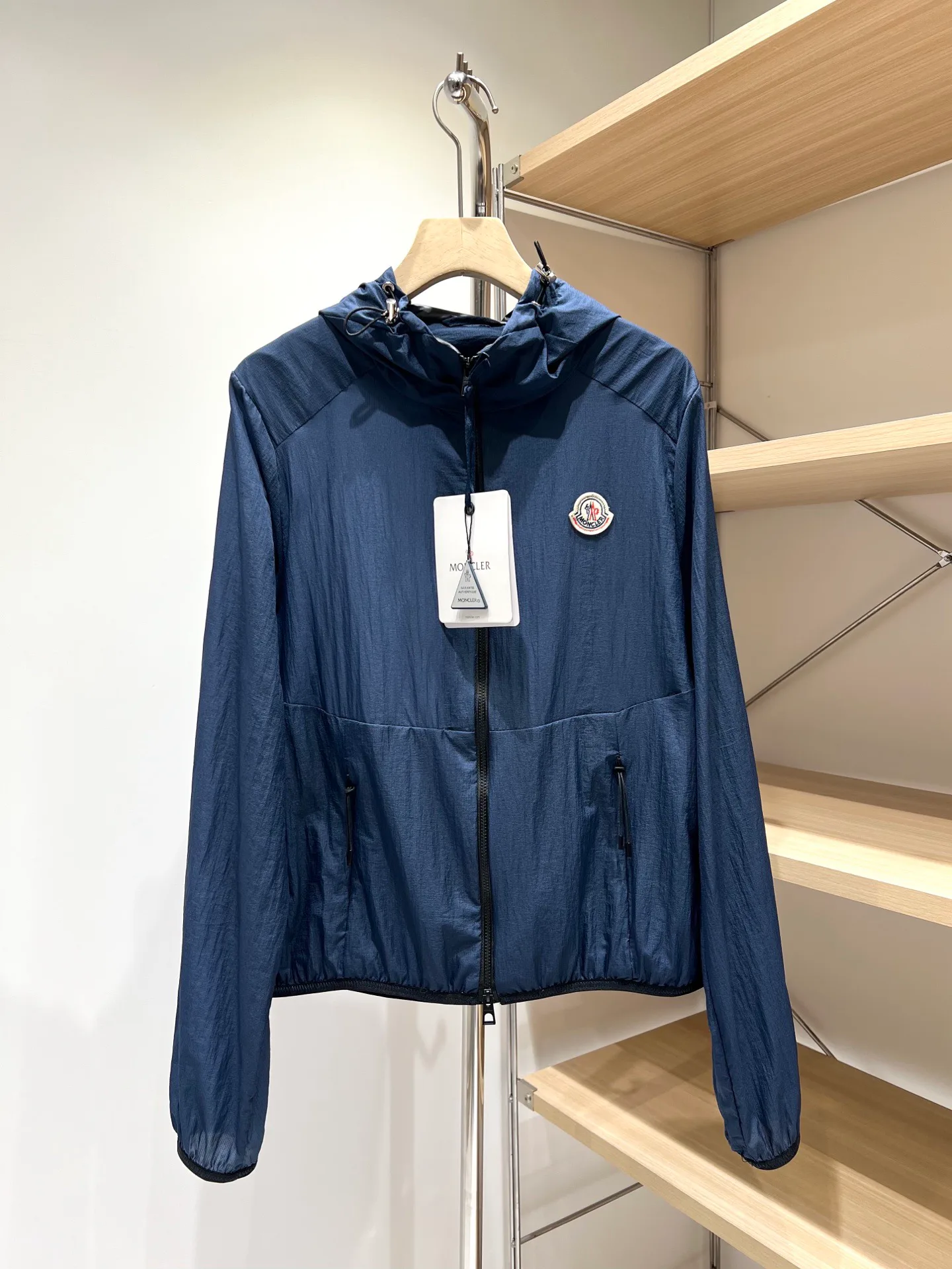 Куртки И Пуховики Женские Moncler 14408131