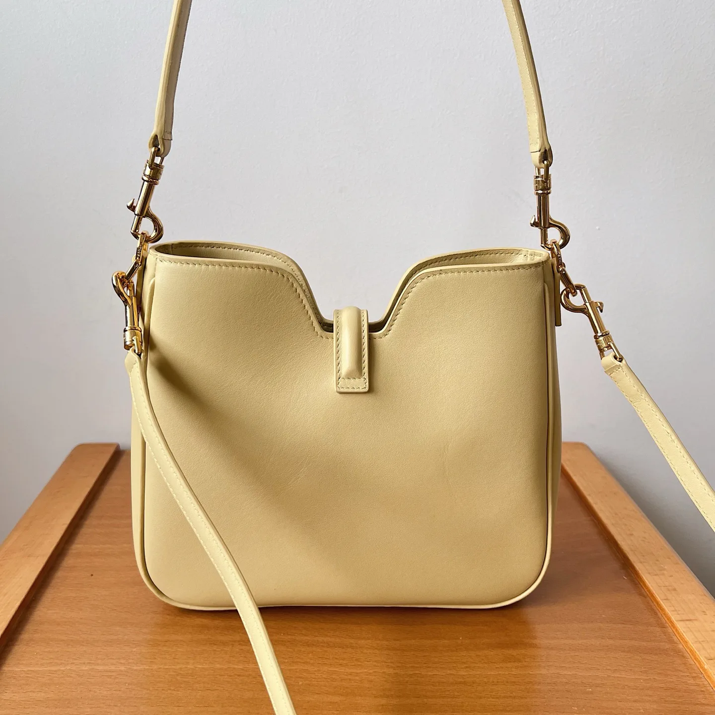 Сумки На Ремне Женские Celine 33341