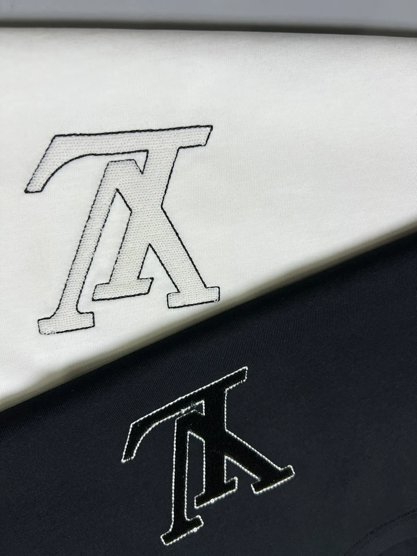 Футболки Женские Louis Vuitton 5052763