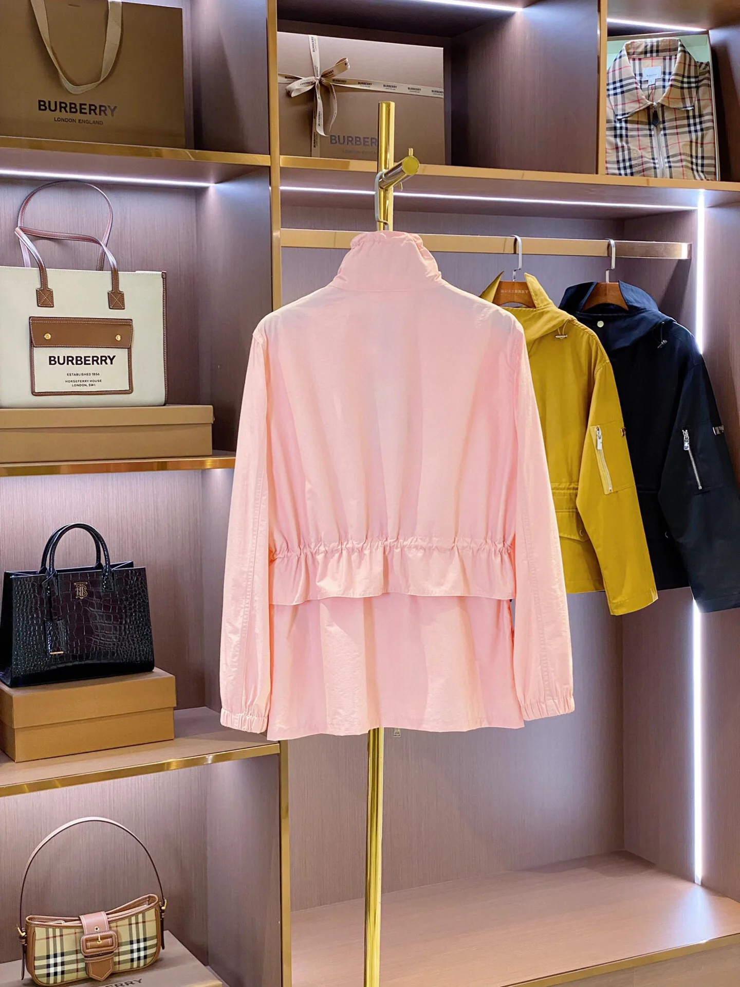 Куртки И Пуховики Женские Burberry 24289