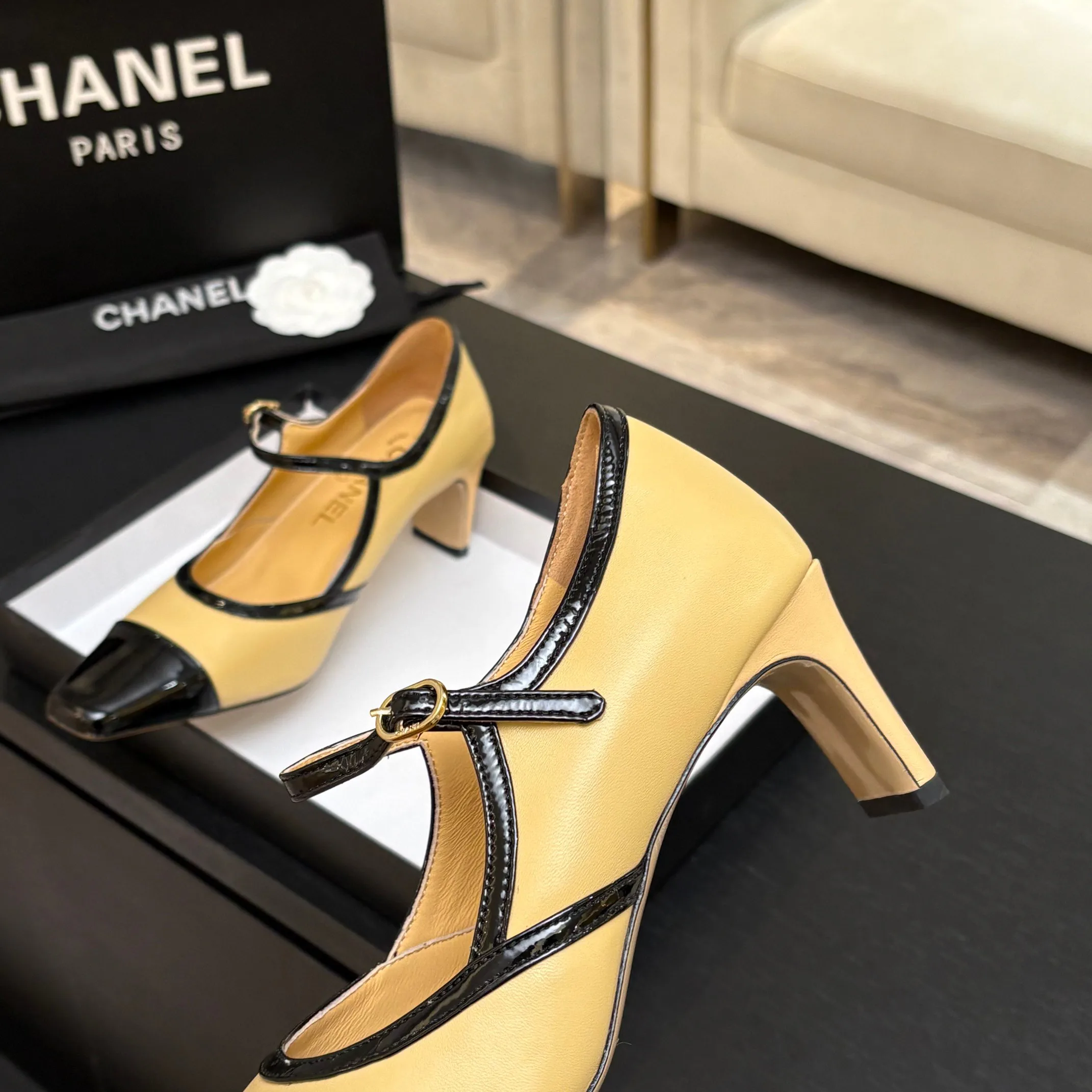 Туфли Женские Chanel 17448366