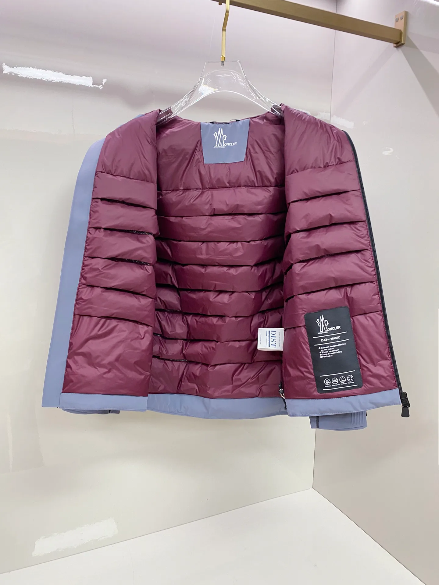 Куртки И Пуховики Мужские Moncler 1129737