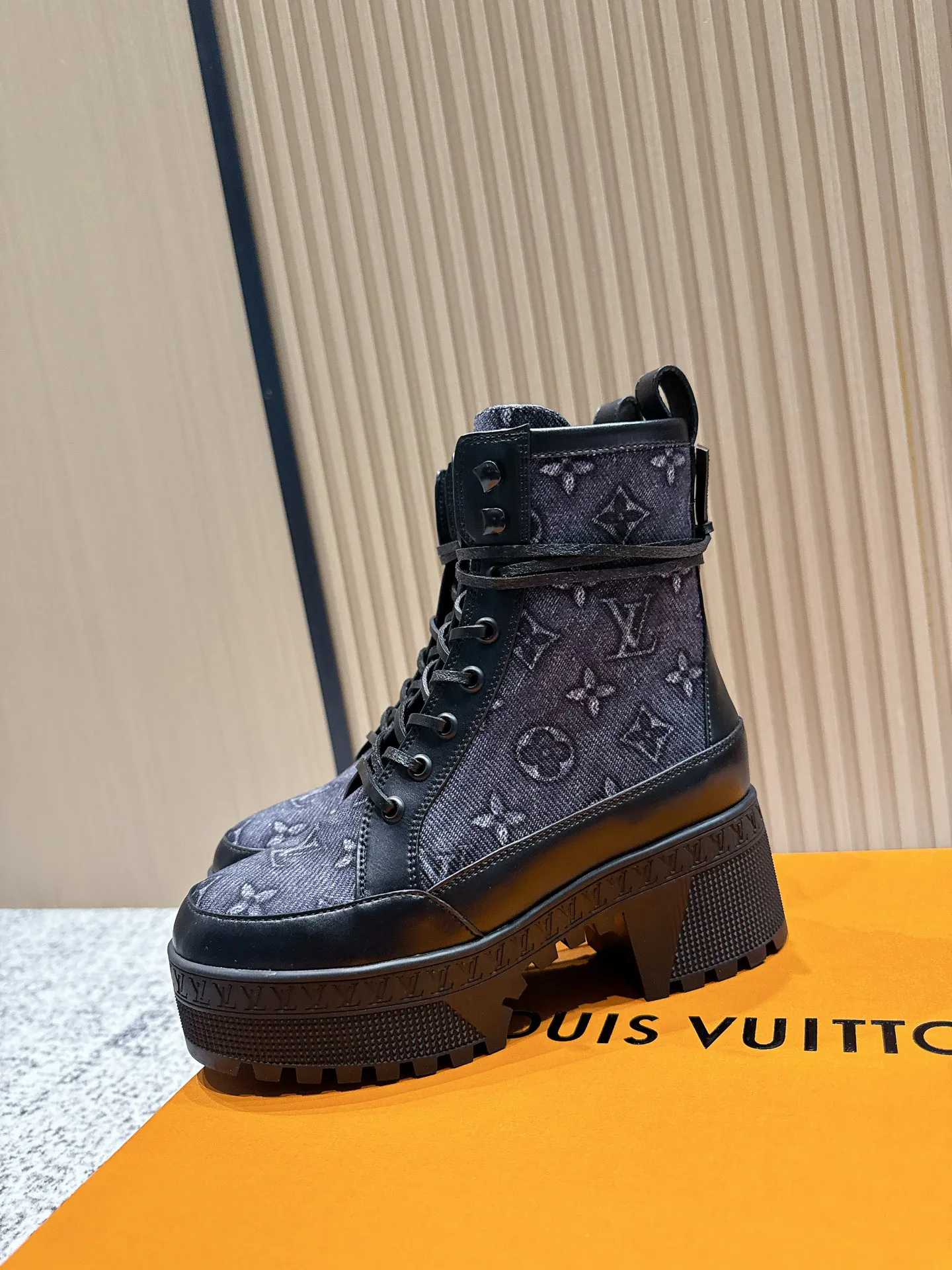 Ботильоны Женские Louis Vuitton 582497
