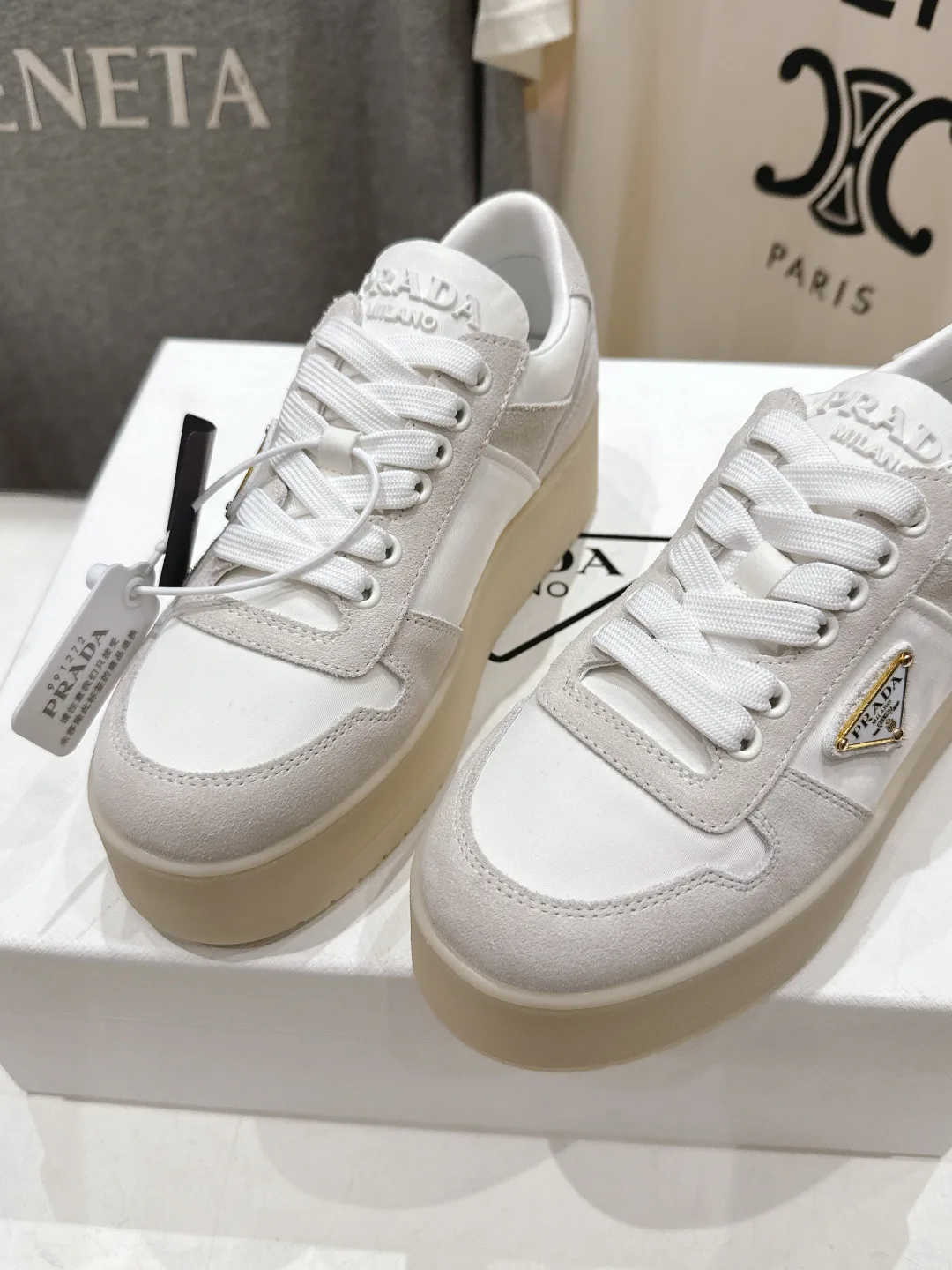 Кроссовки Женские Prada 11131921