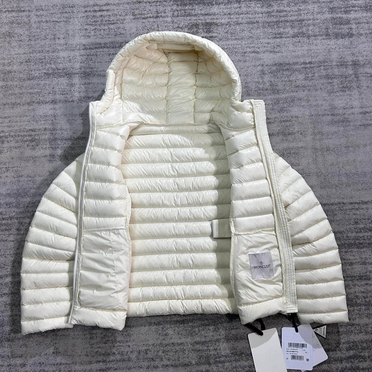 Куртки И Пуховики Женские Moncler 18133812
