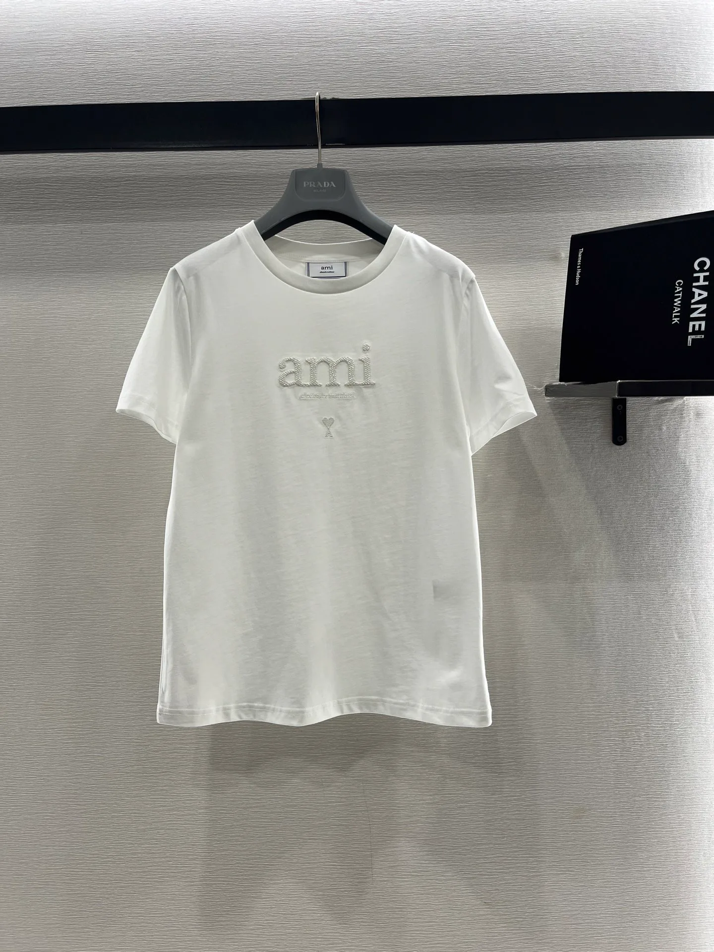 Футболки Женские Ami Paris 1273176