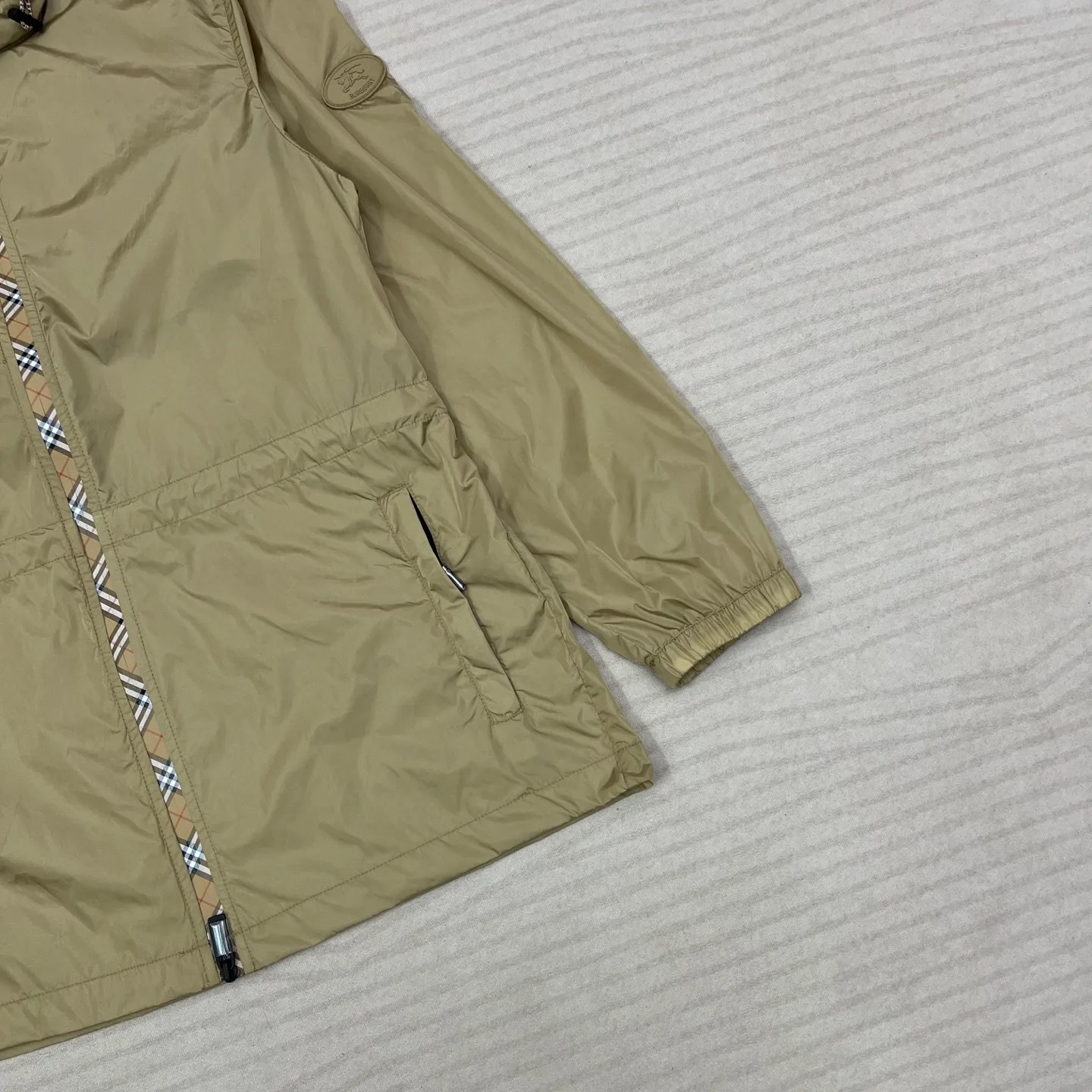 Куртки И Пуховики Женские Burberry 13073194