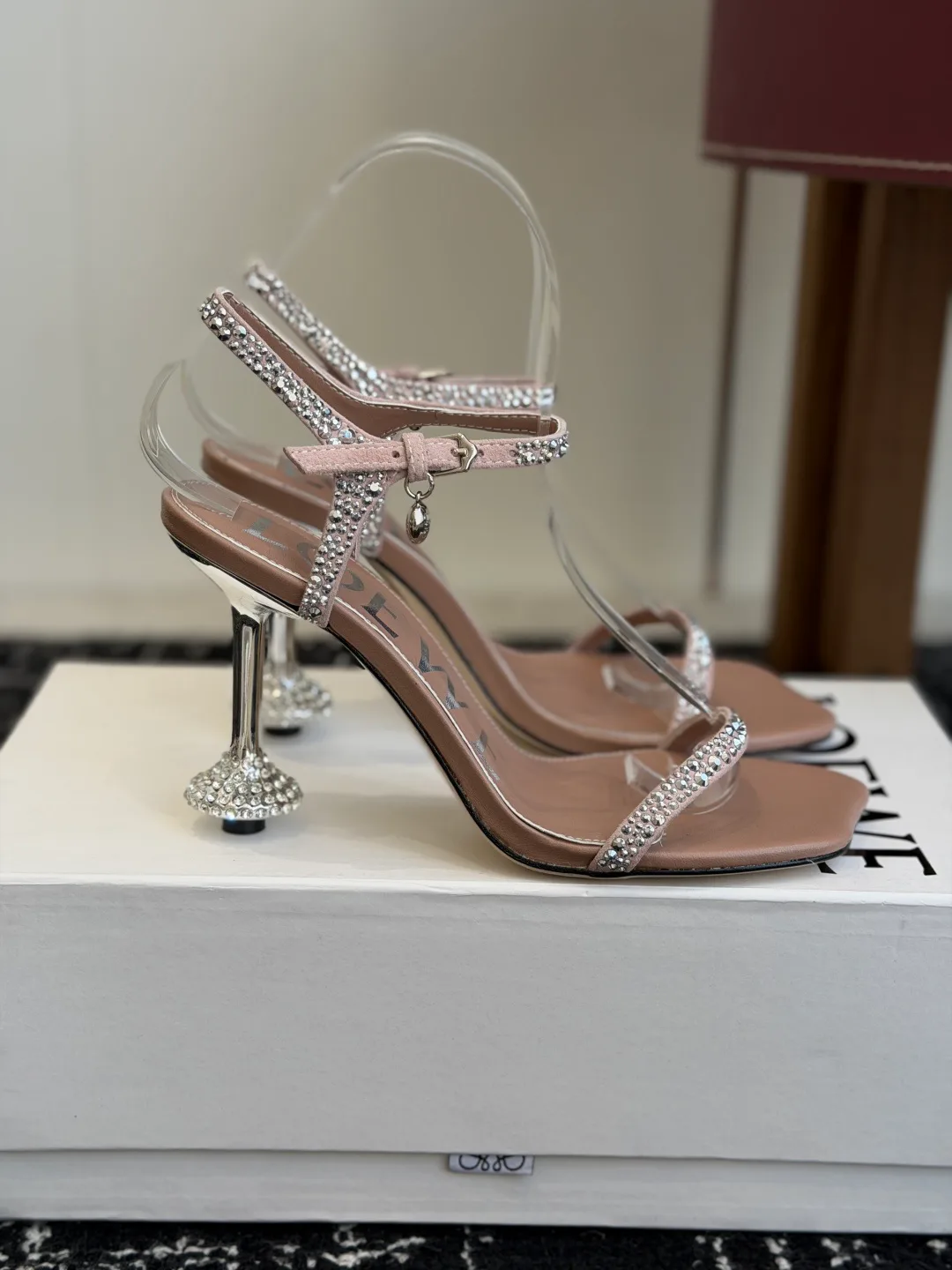 Босоножки Женские Loewe 20152400