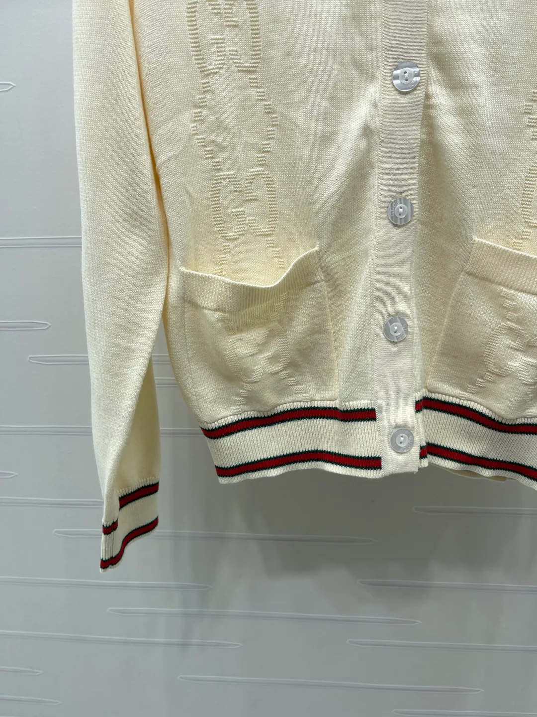 Джемперы И Свитеры Женские Gucci 18535489