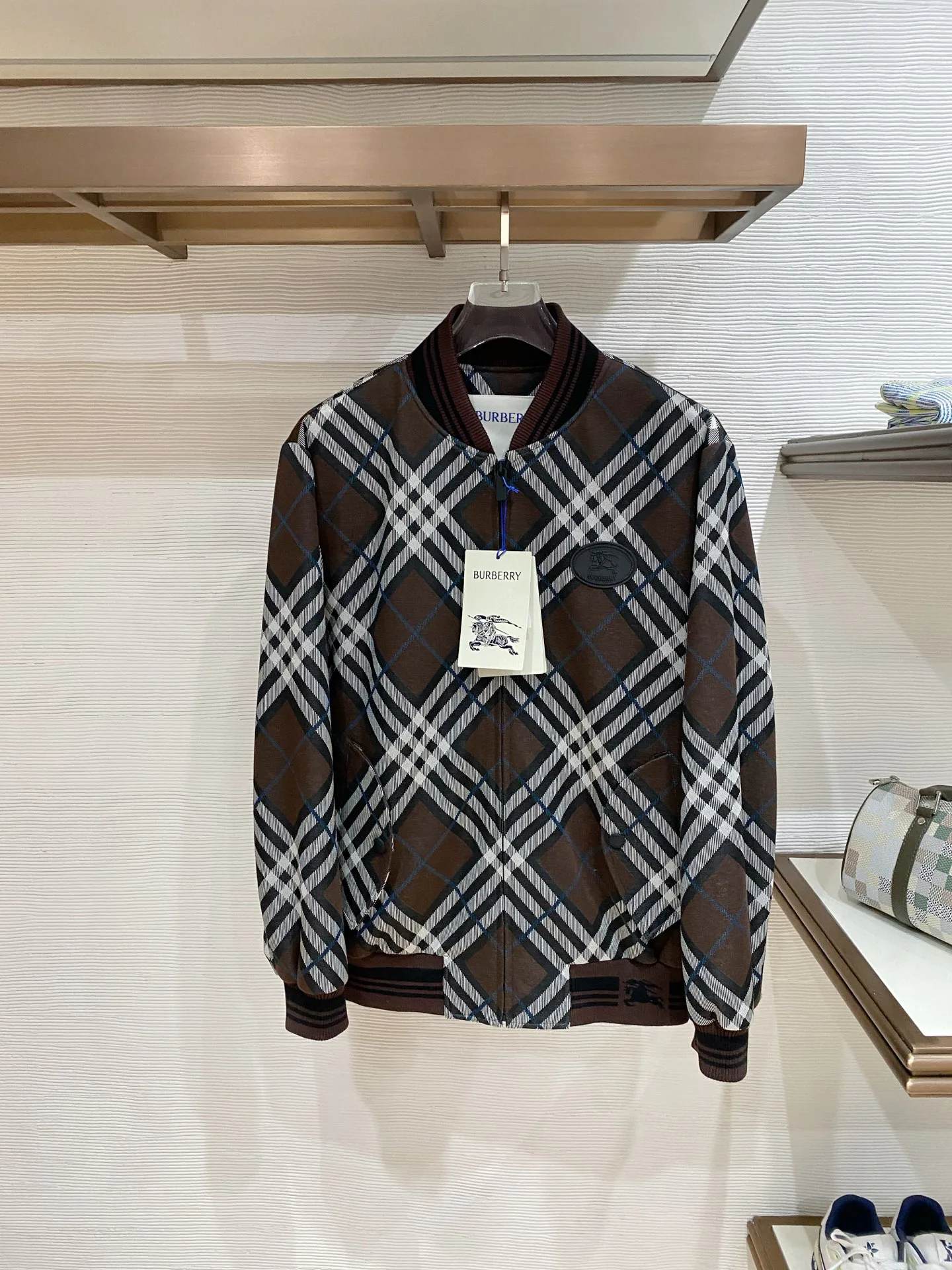 Куртки И Пуховики Мужские Burberry 4765067