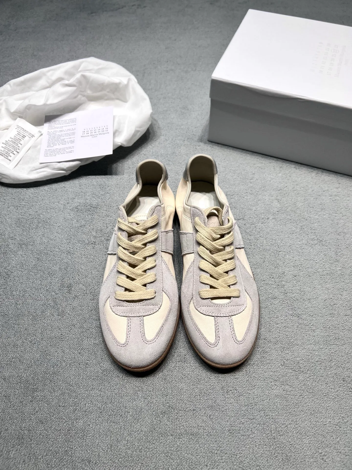 Кроссовки Женские Maison Margiela 18366871
