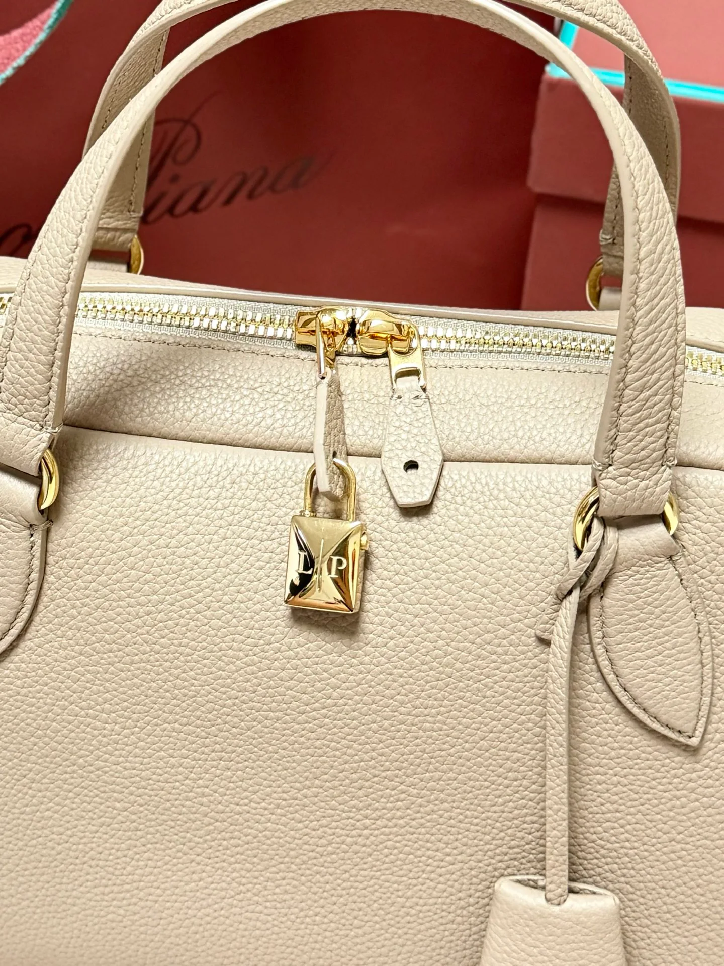 Классические Сумки Женские Loro Piana 11472679