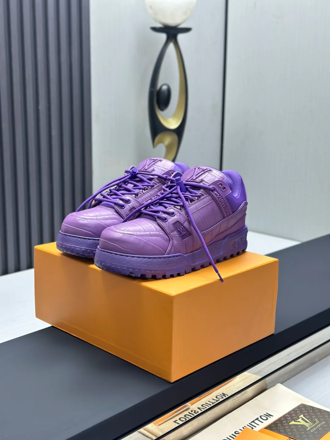 Кроссовки Женские Louis Vuitton 230768