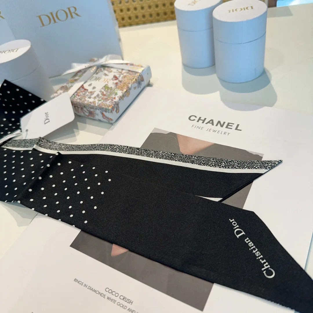 Платки Christian Dior 12918479