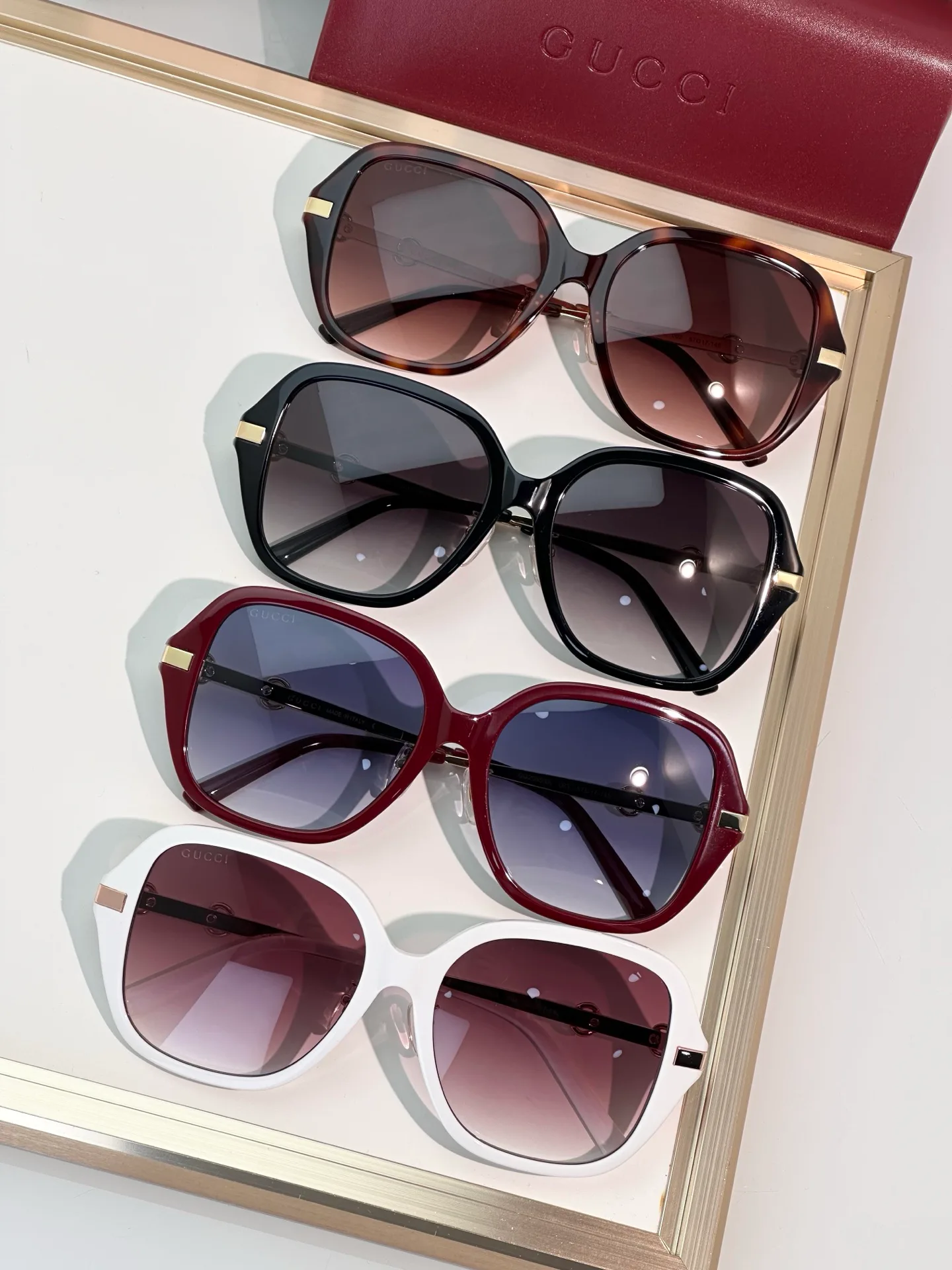 Очки Gucci 11687800