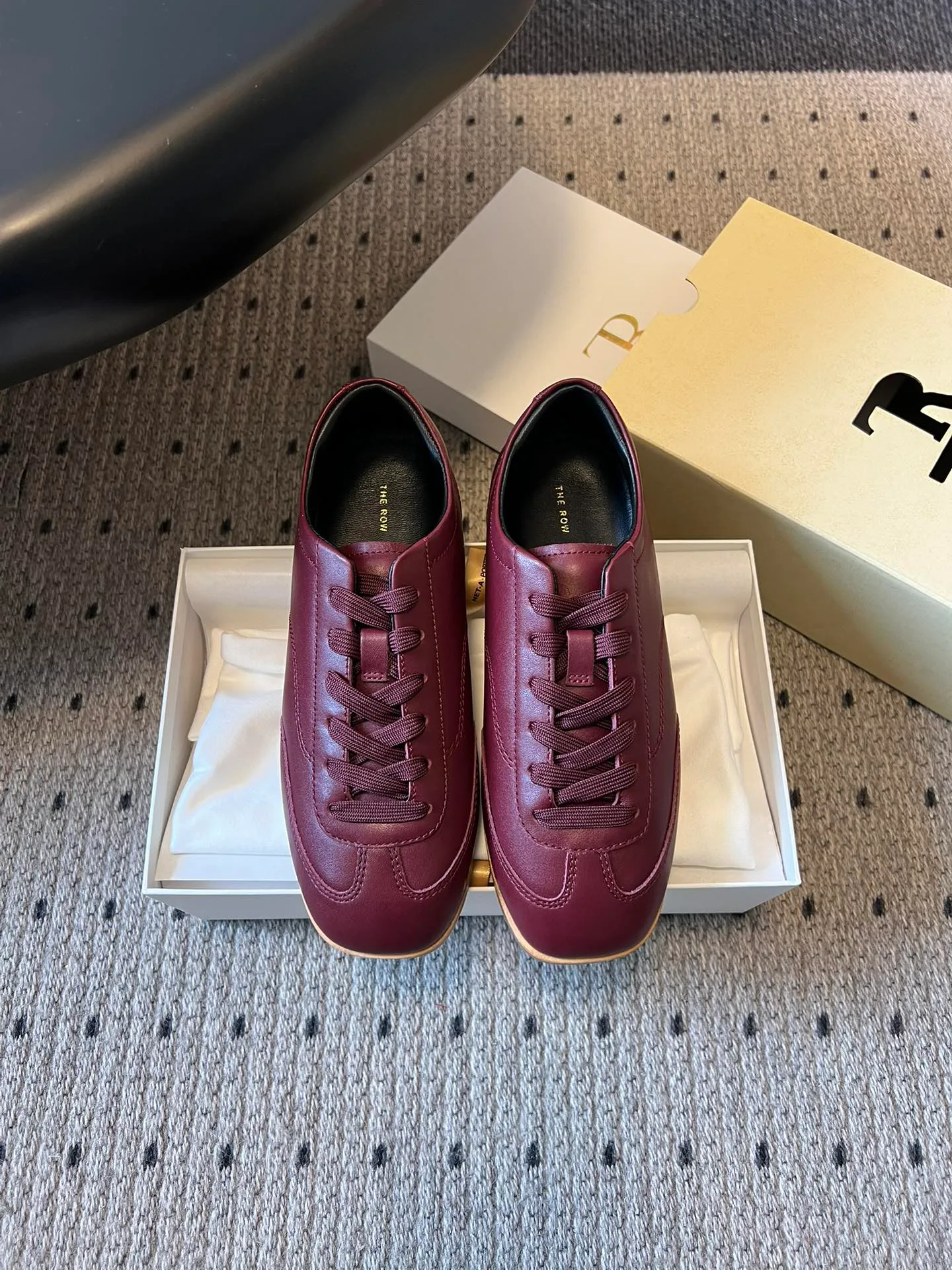 Кроссовки Женские The Row 10451421