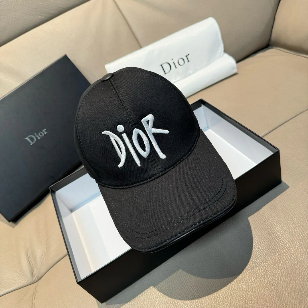 Головные Уборы Christian Dior 11362282