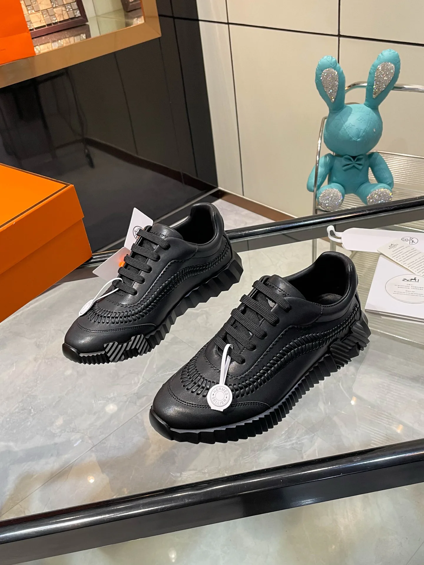 Кроссовки Женские Hermes 17954786